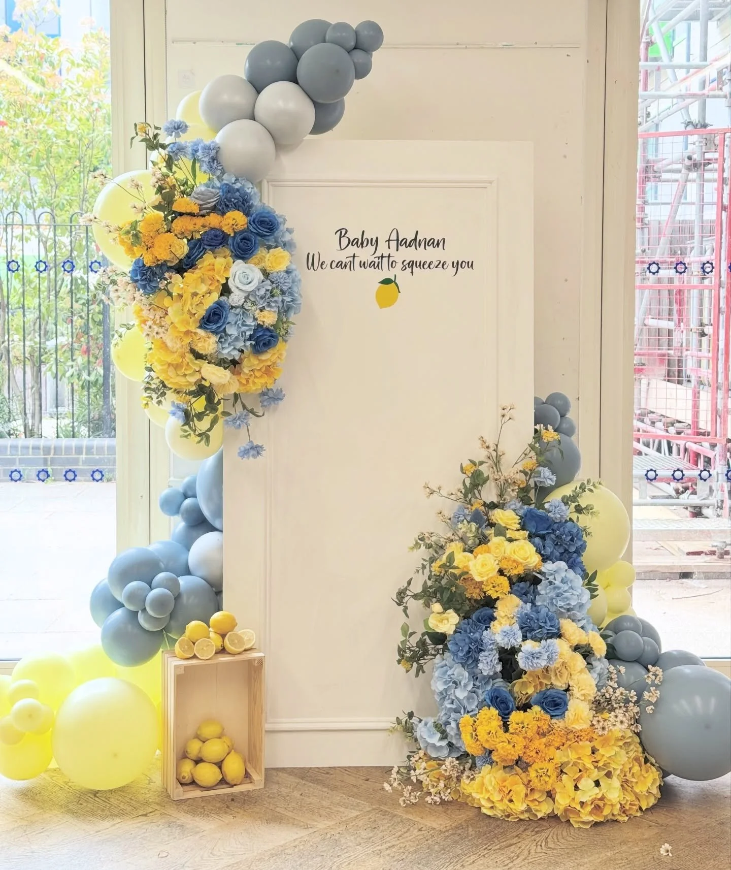 We can&rsquo;t wait to SQUEEZE you! 🍋💛🩵

Lemon theme baby shower 🍋

#balloonarch #balloonstylist #amalficoast #lemonbabyshower #balloongarland