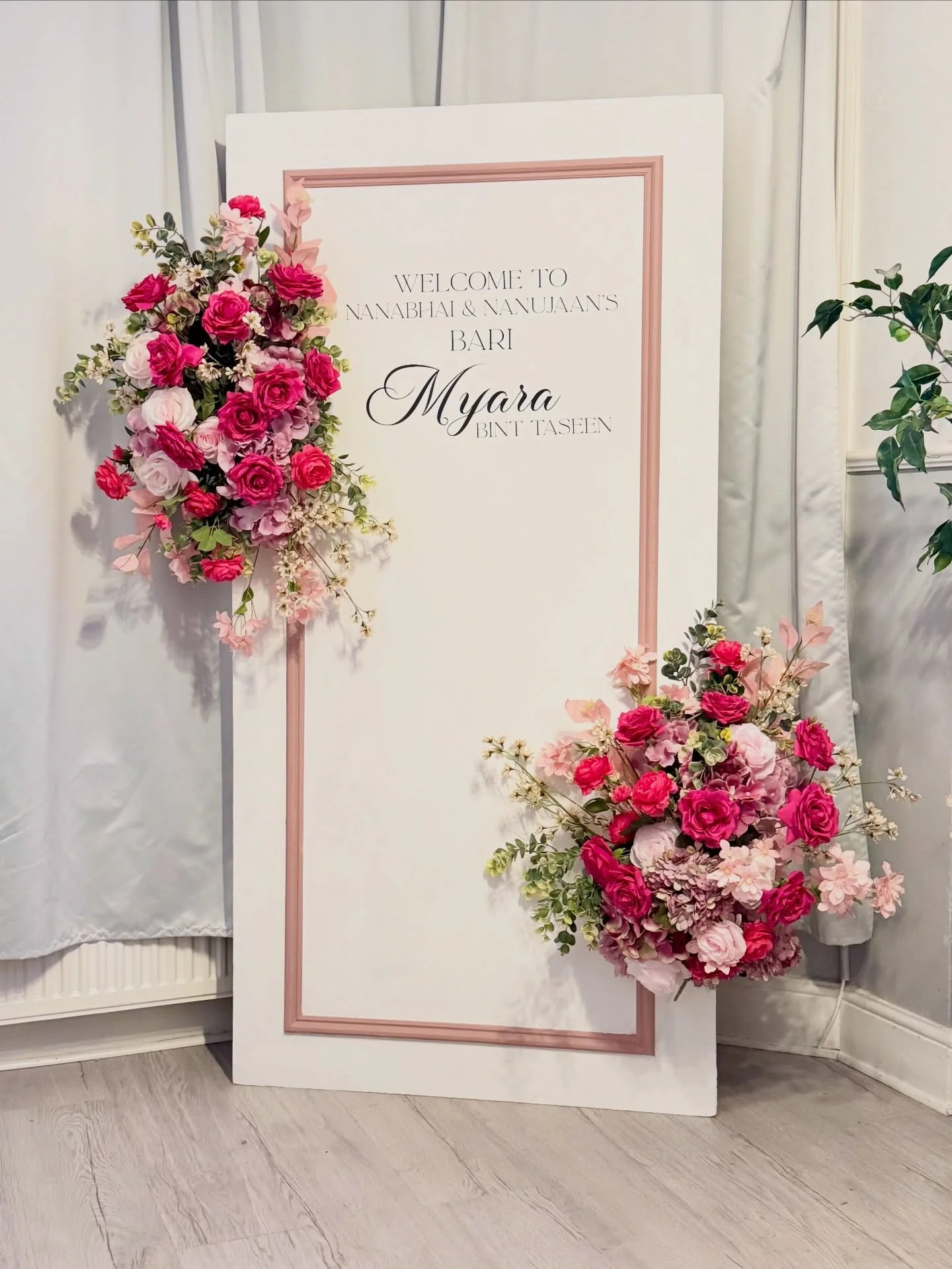 W E L C O M E &bull; H O M E &bull; M Y A R A 🌺🌸

Blush &amp; hot pink tone florals for Myara&rsquo;s welcome home 🤍

#explore #newbaby #babygirl #welcomehome #babyshower