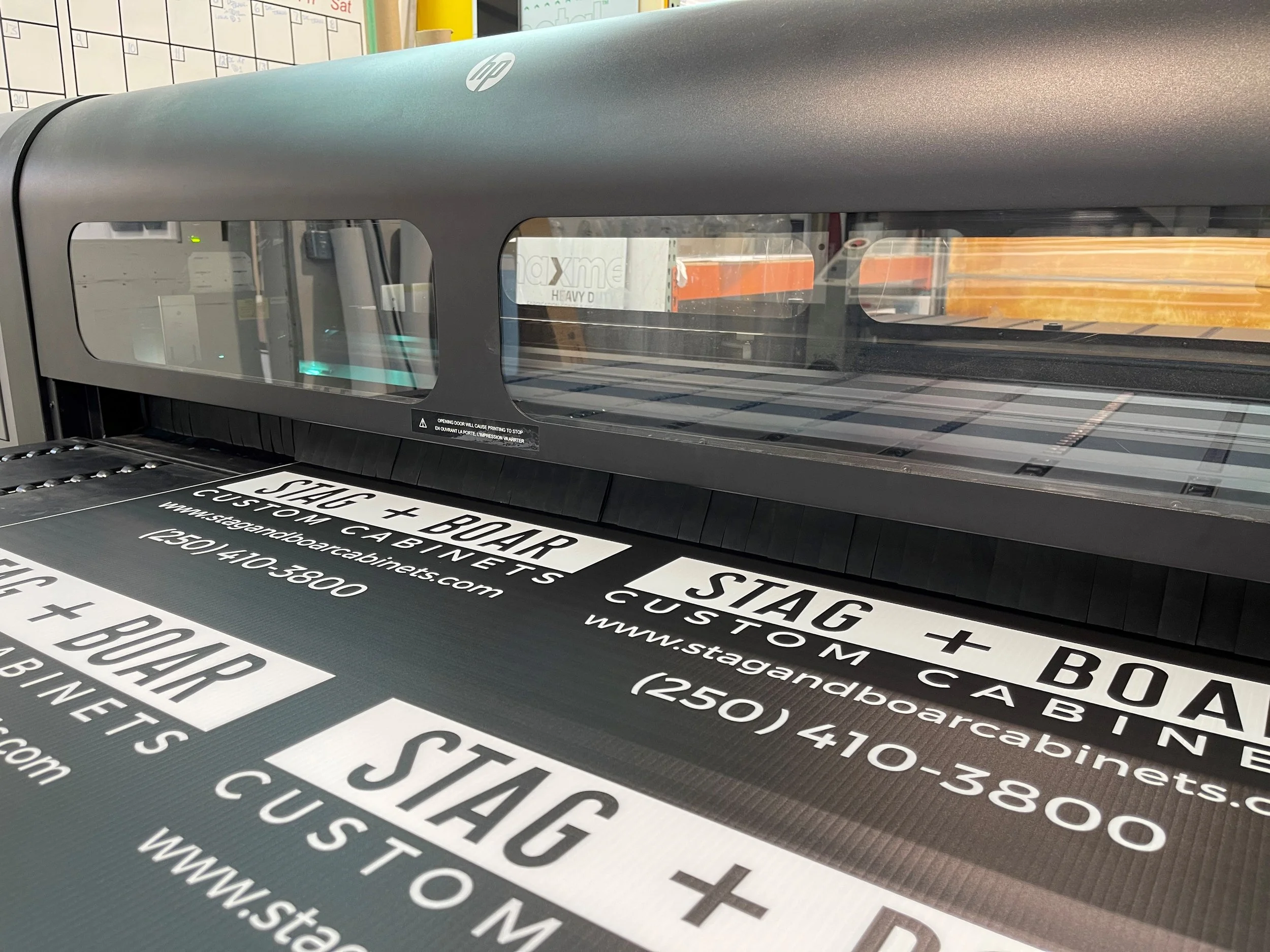 flatbed printed coroplast.jpg