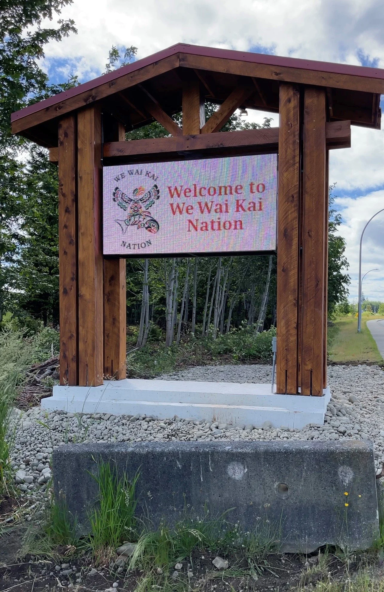 We Wai Kai Message Centre 2.jpg