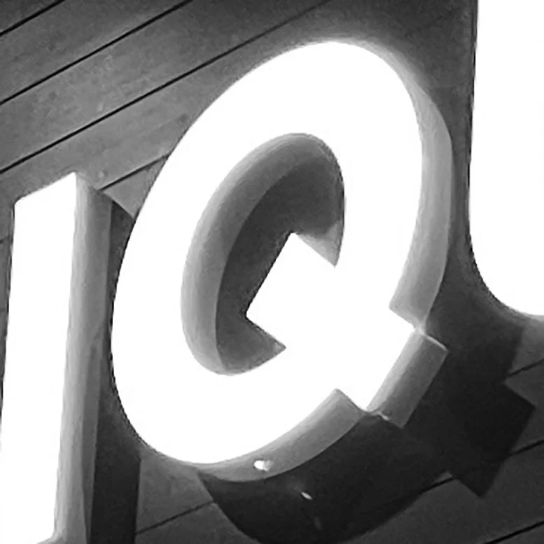 Q.jpg