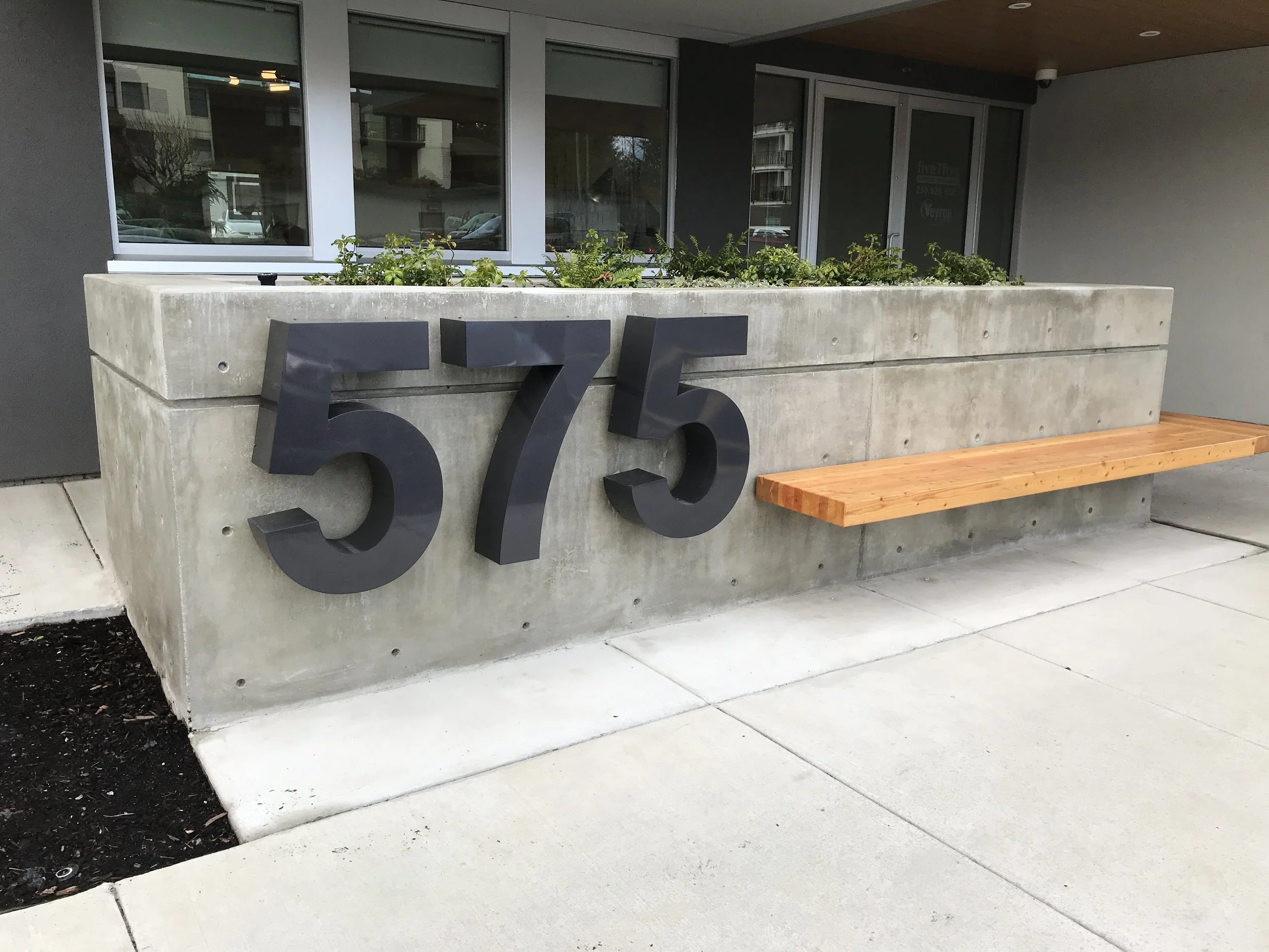 Heavyweight Aluminum Halo Lit Channel Letters