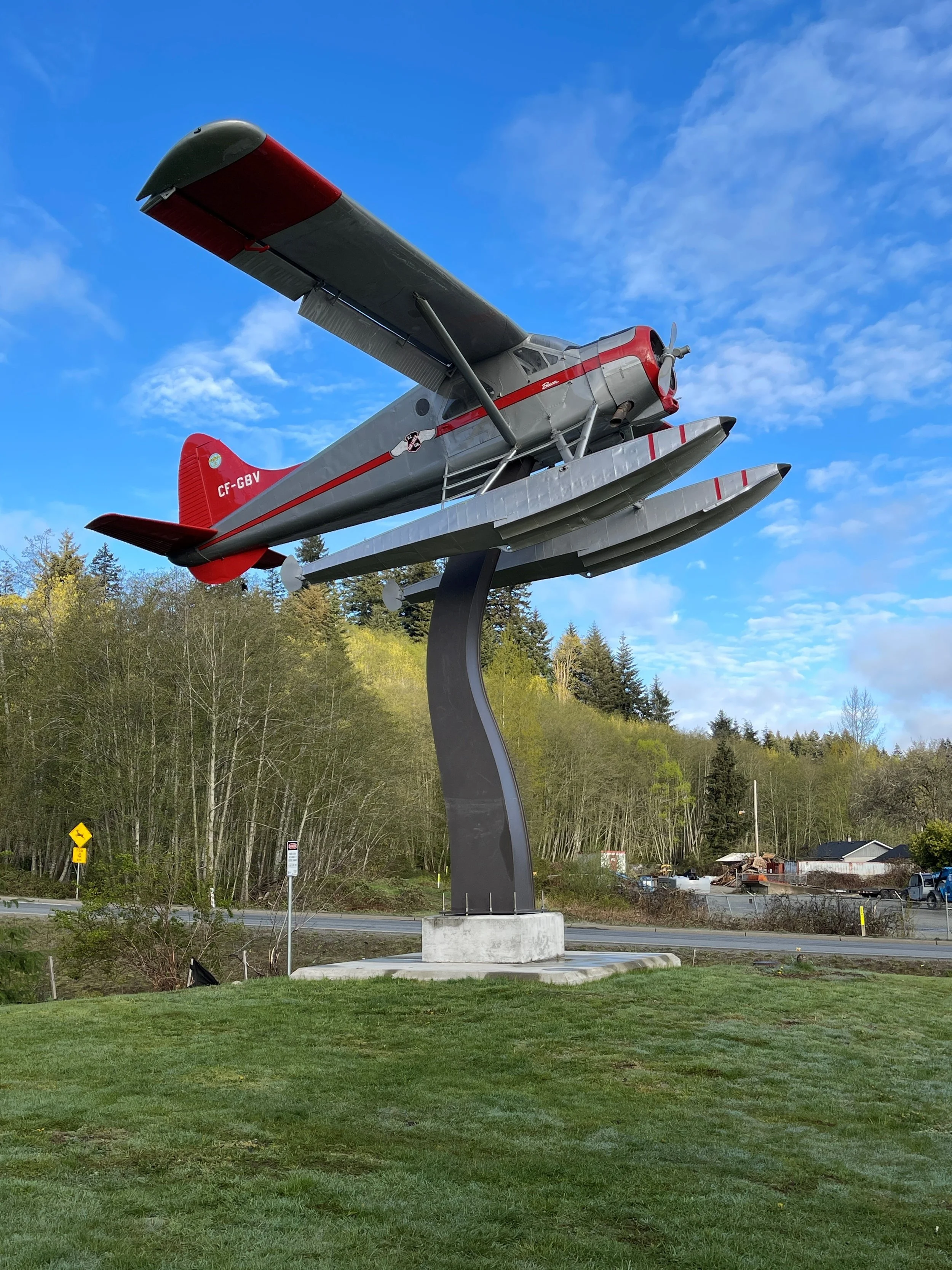 Large projects airplane on post.jpg