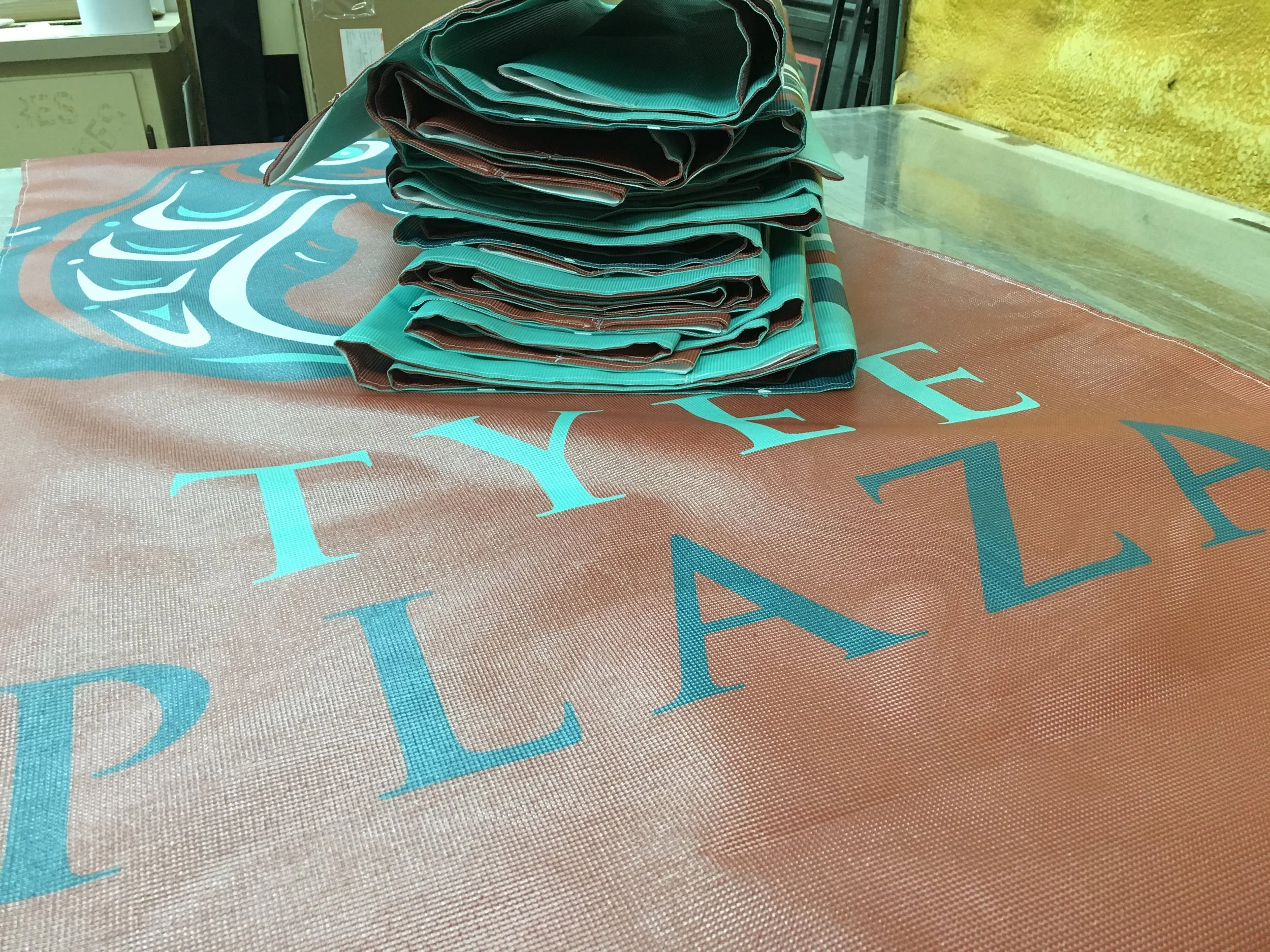 Printed Mesh Banners for Light Poles