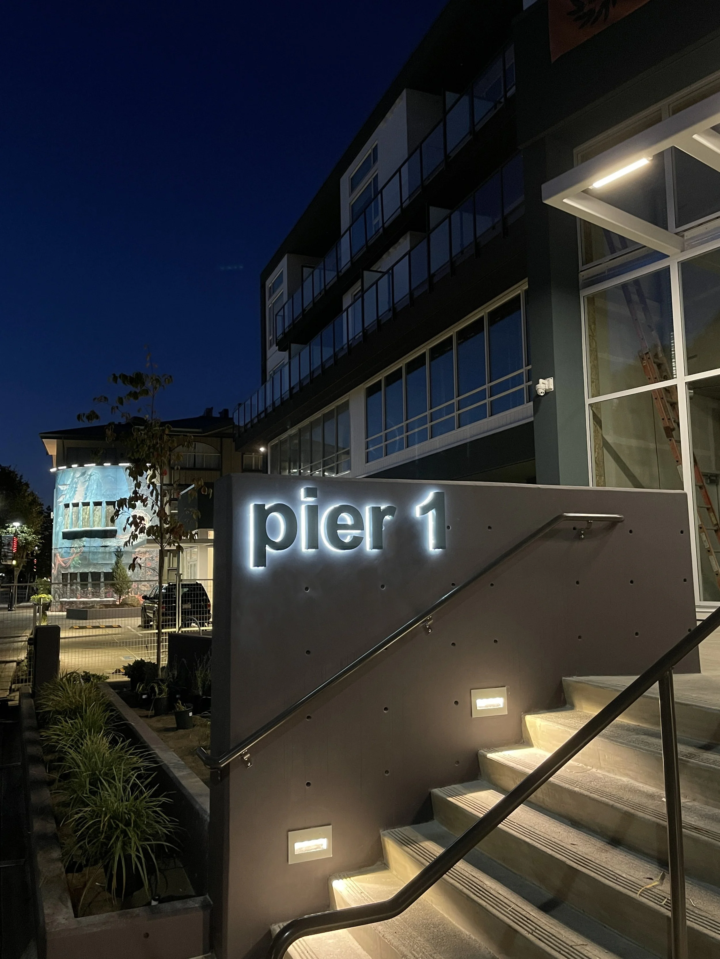 801 Pier Street Channel Letters 2.jpg