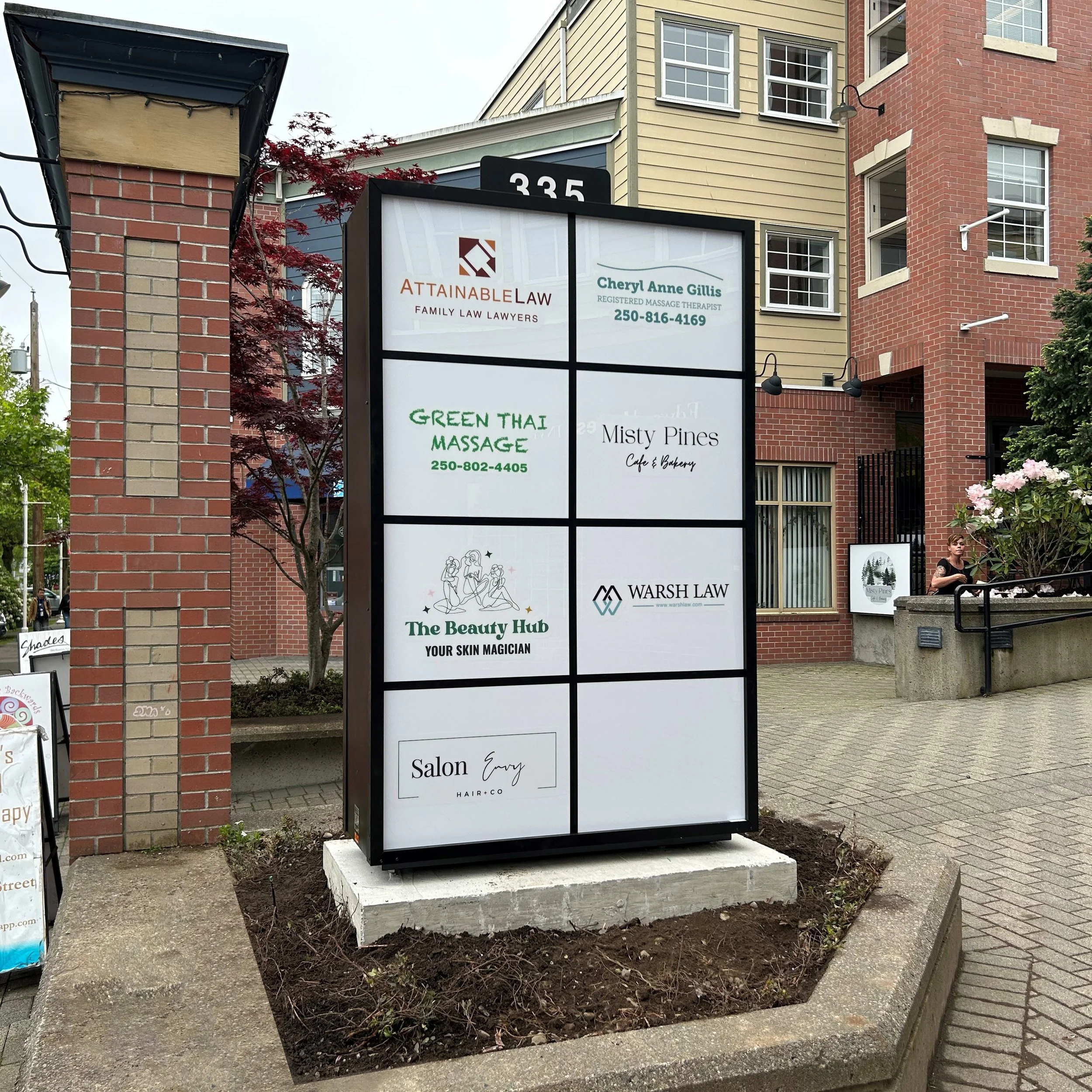 Nanaimo Pylon multitenant 1.jpg