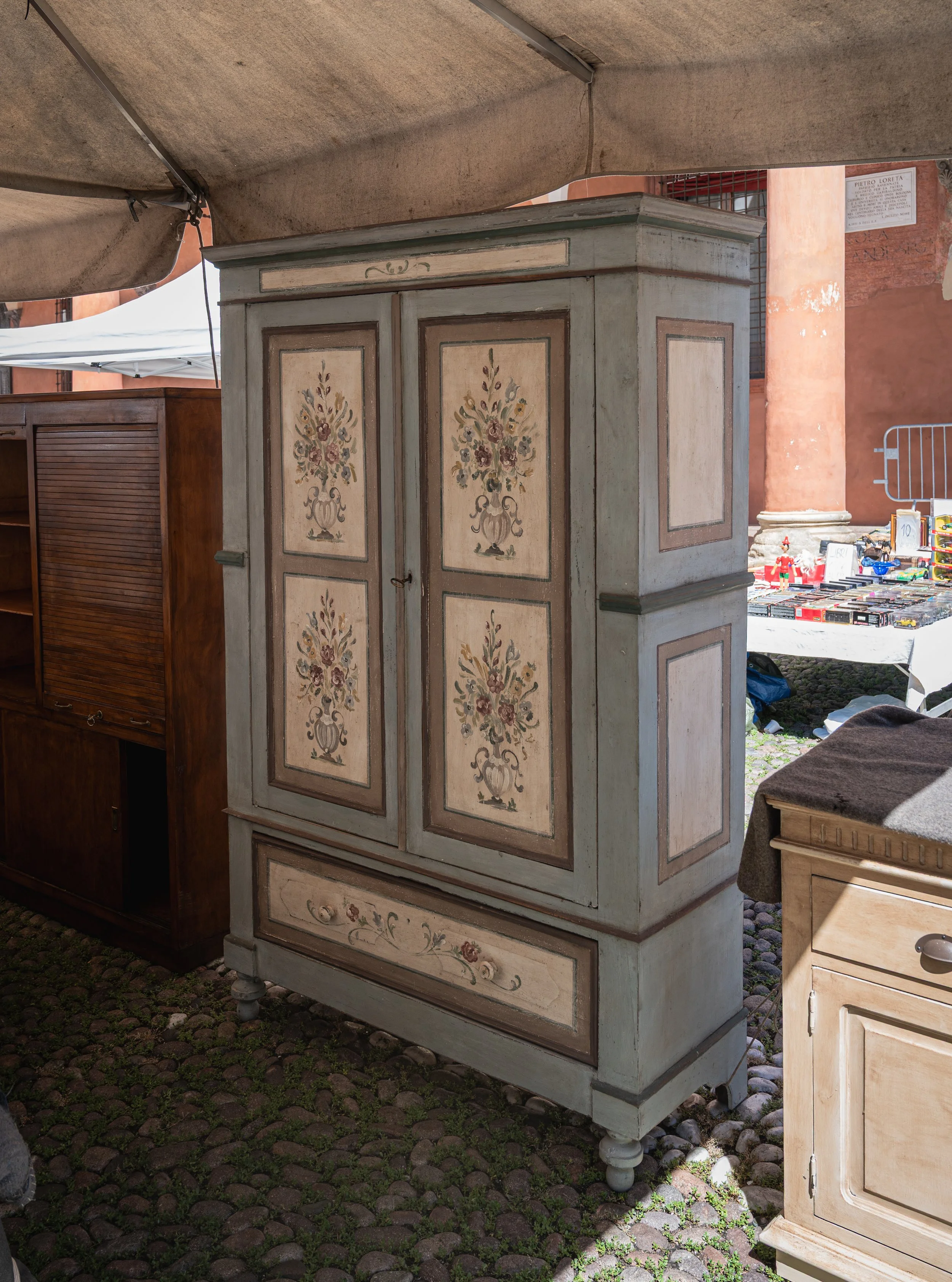 #Bologna #Mercato Antiquario #Piazza Santo Stefano #Vovve