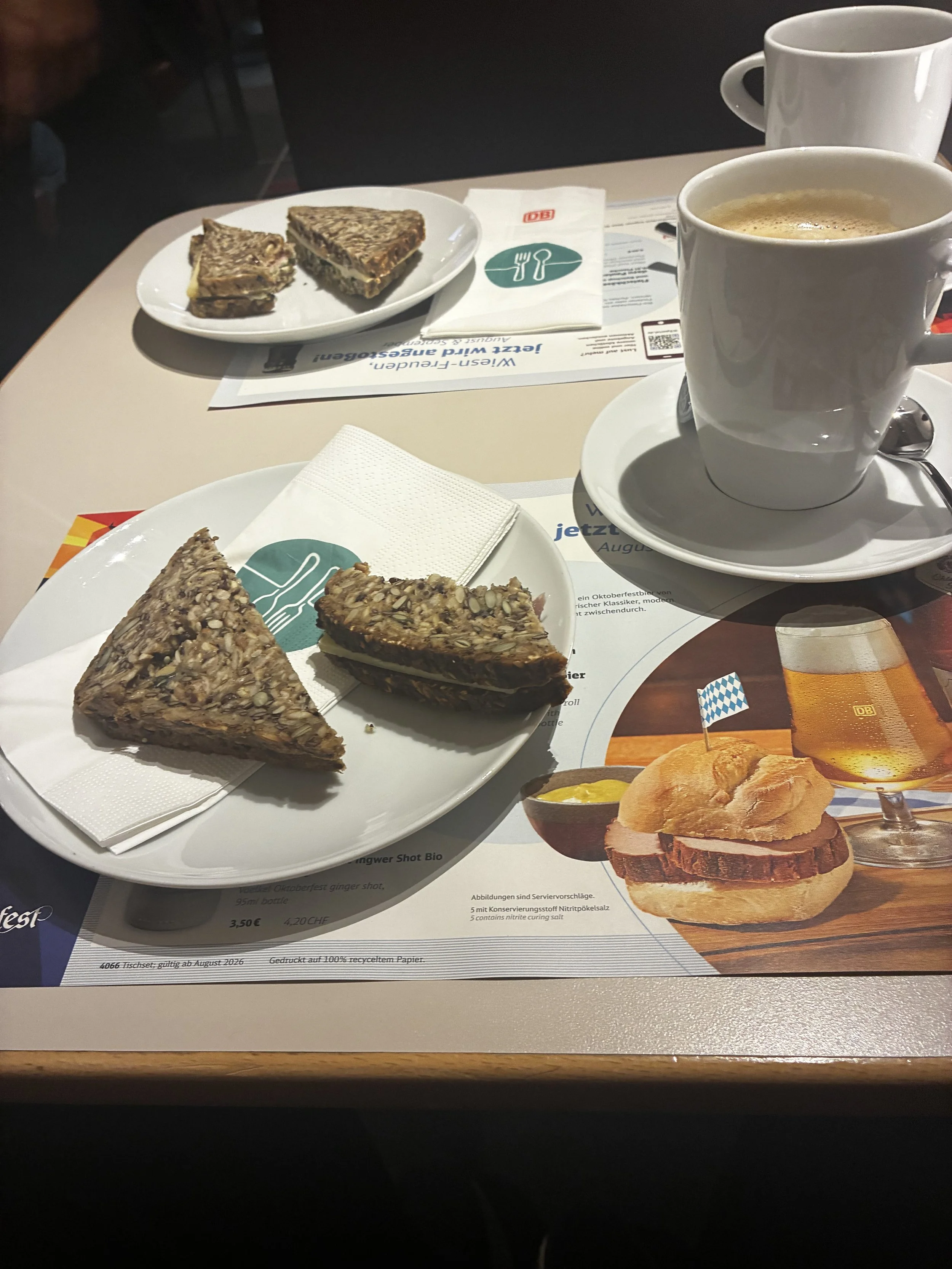 #Deutsche Bahn #Nürnberg-Kiel #Frühstück
