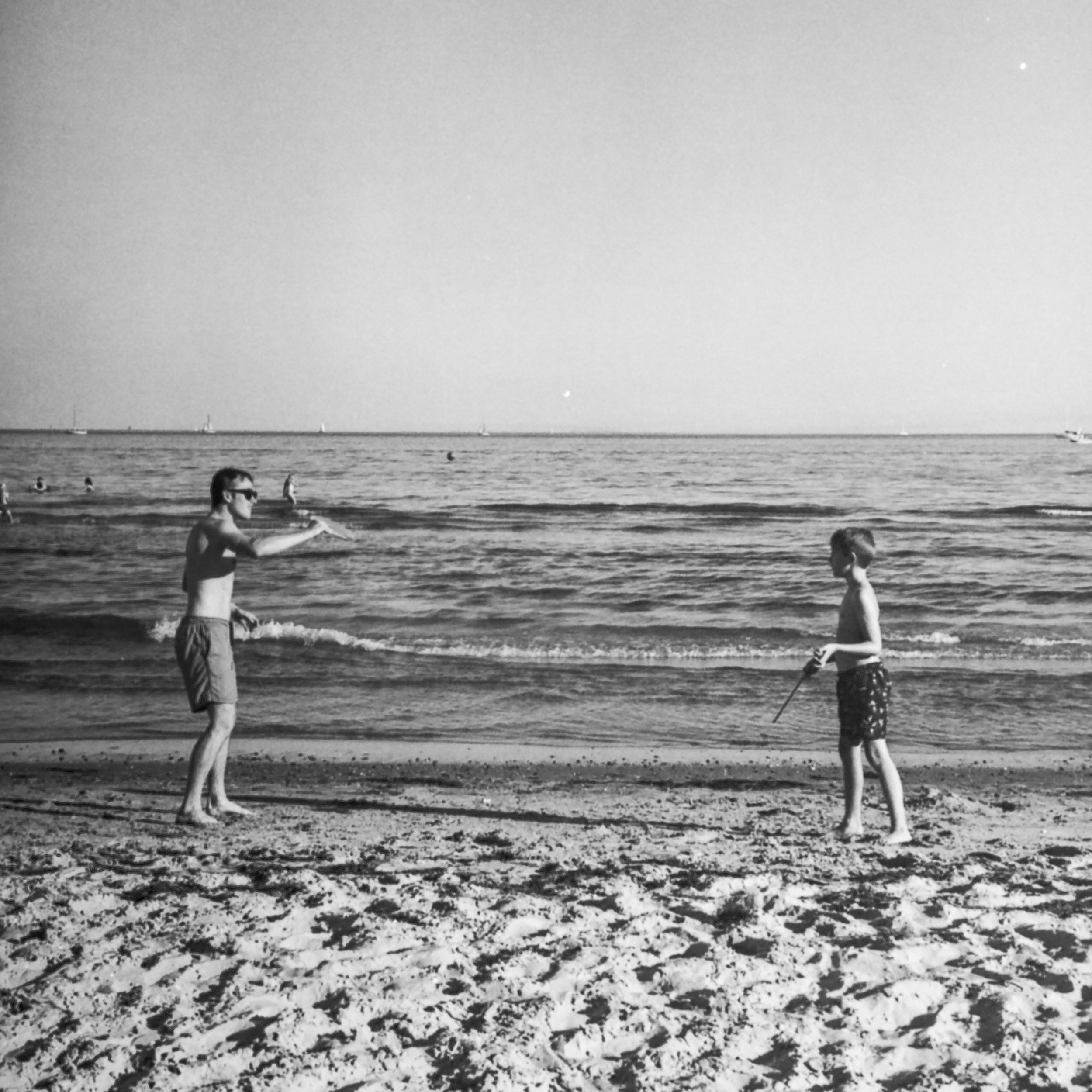 At the Beach | Rolleiflex, medium format (120-film)