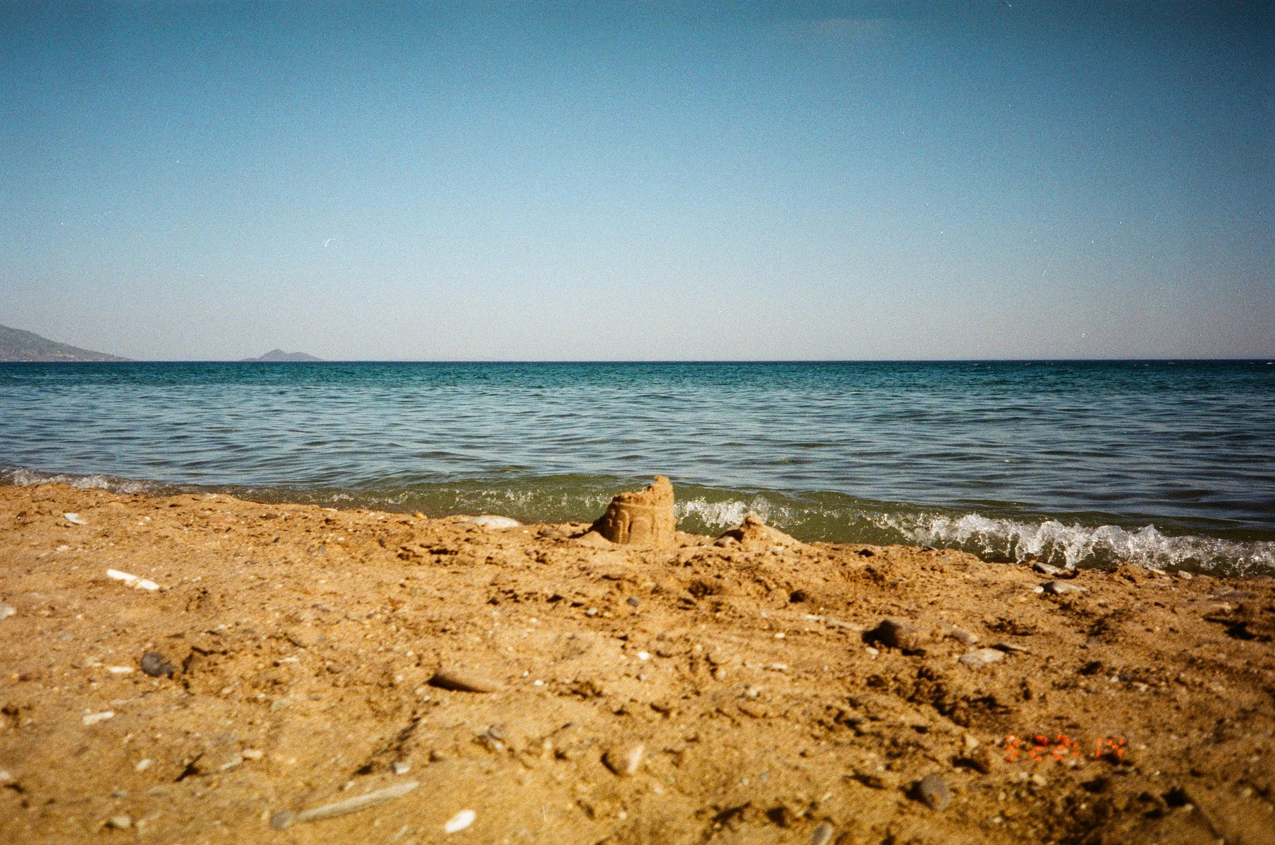 Sand castle | Olympus Mju | Fujicolor 400