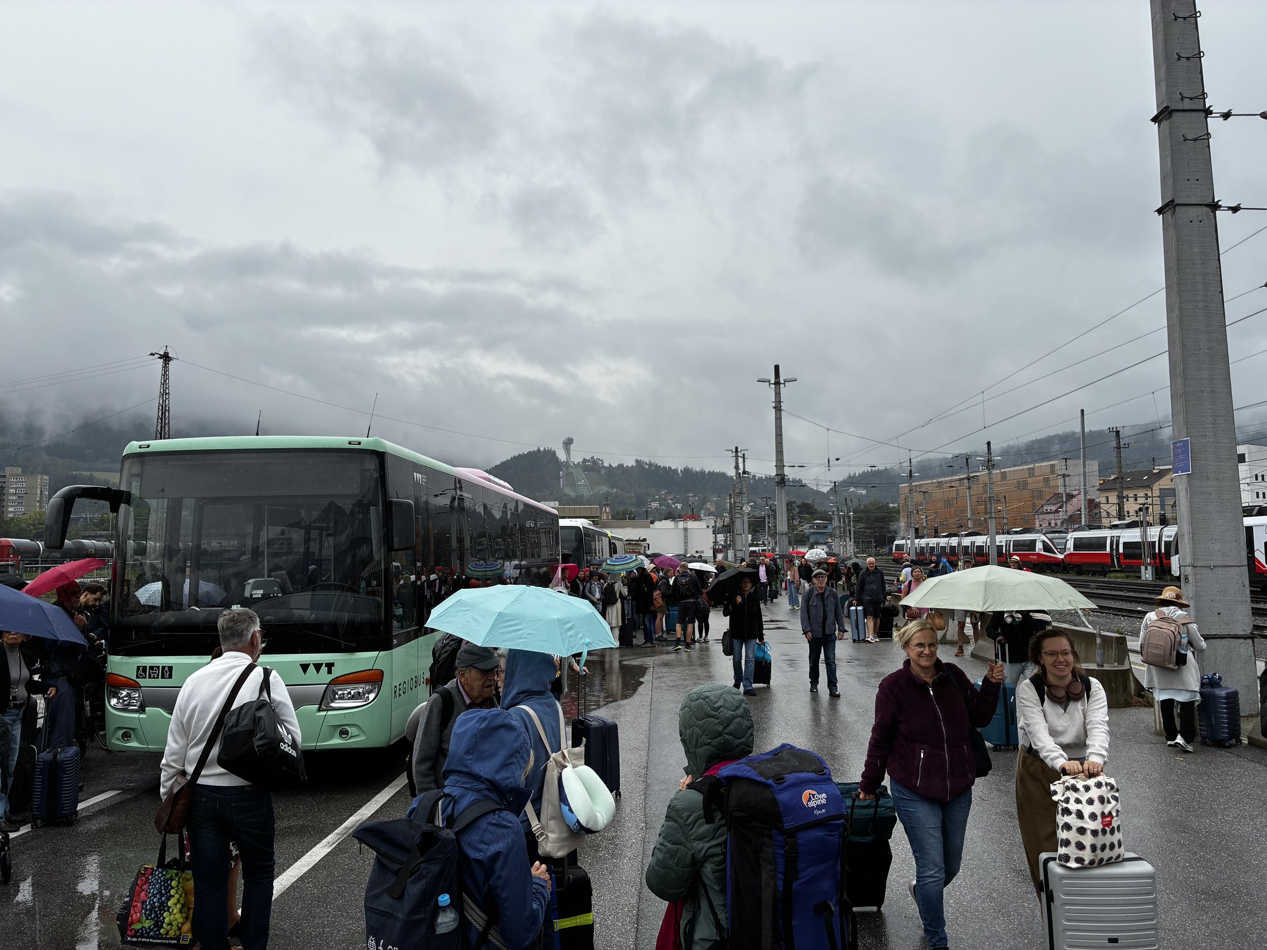 #Innsbruck #Buss for tog #Eller?
