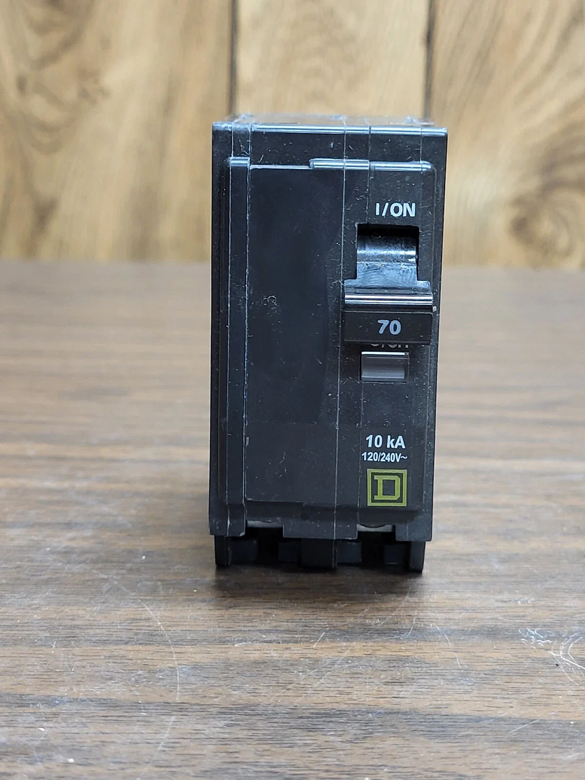 SQUARE D QO270 2 POLE 70 AMP 120/240V BREAKER