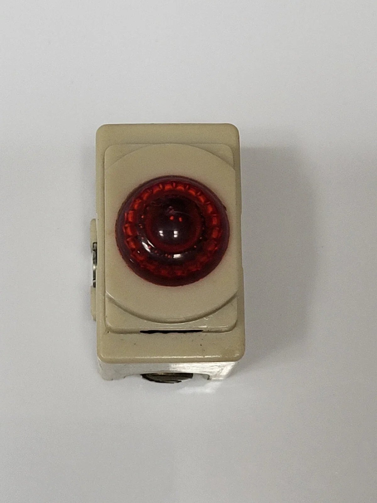 PASS & SEMOUR 1475 OR EQUAL DESPARD RED NEON PILOT LIGHT IVORY