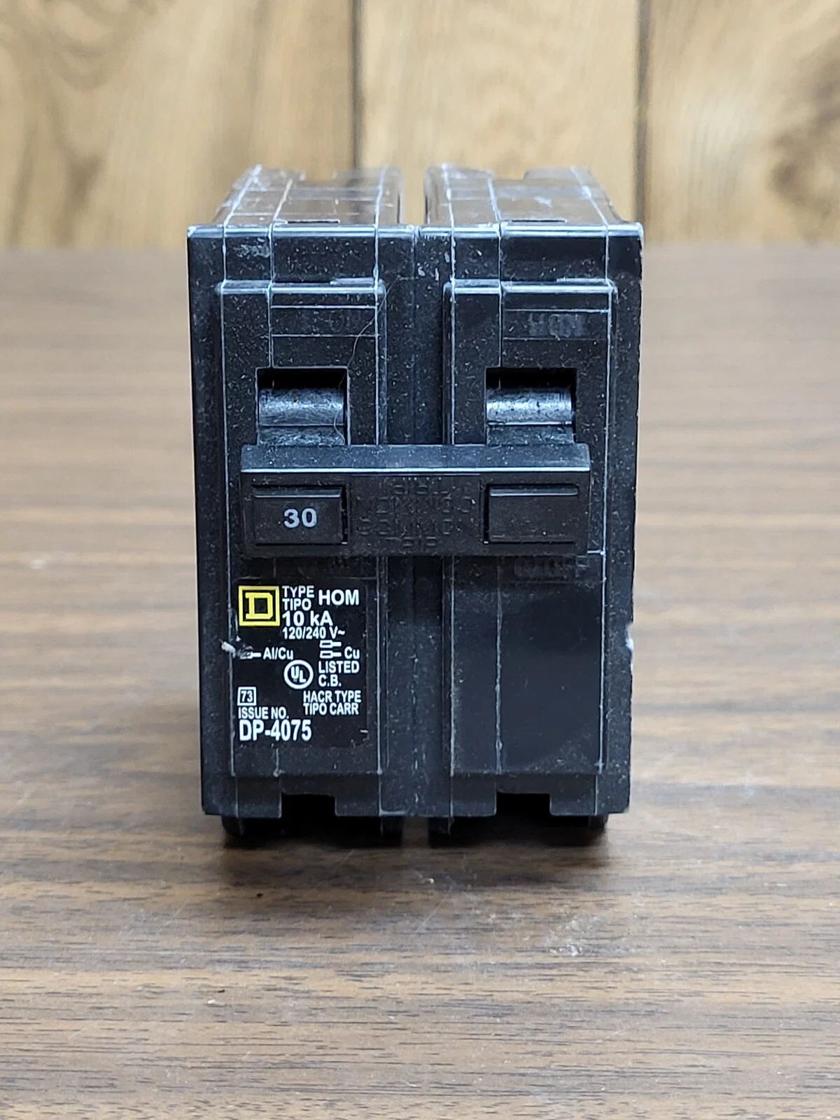 SQUARE D HOM230 2 POLE 30 AMP BREAKER NEW