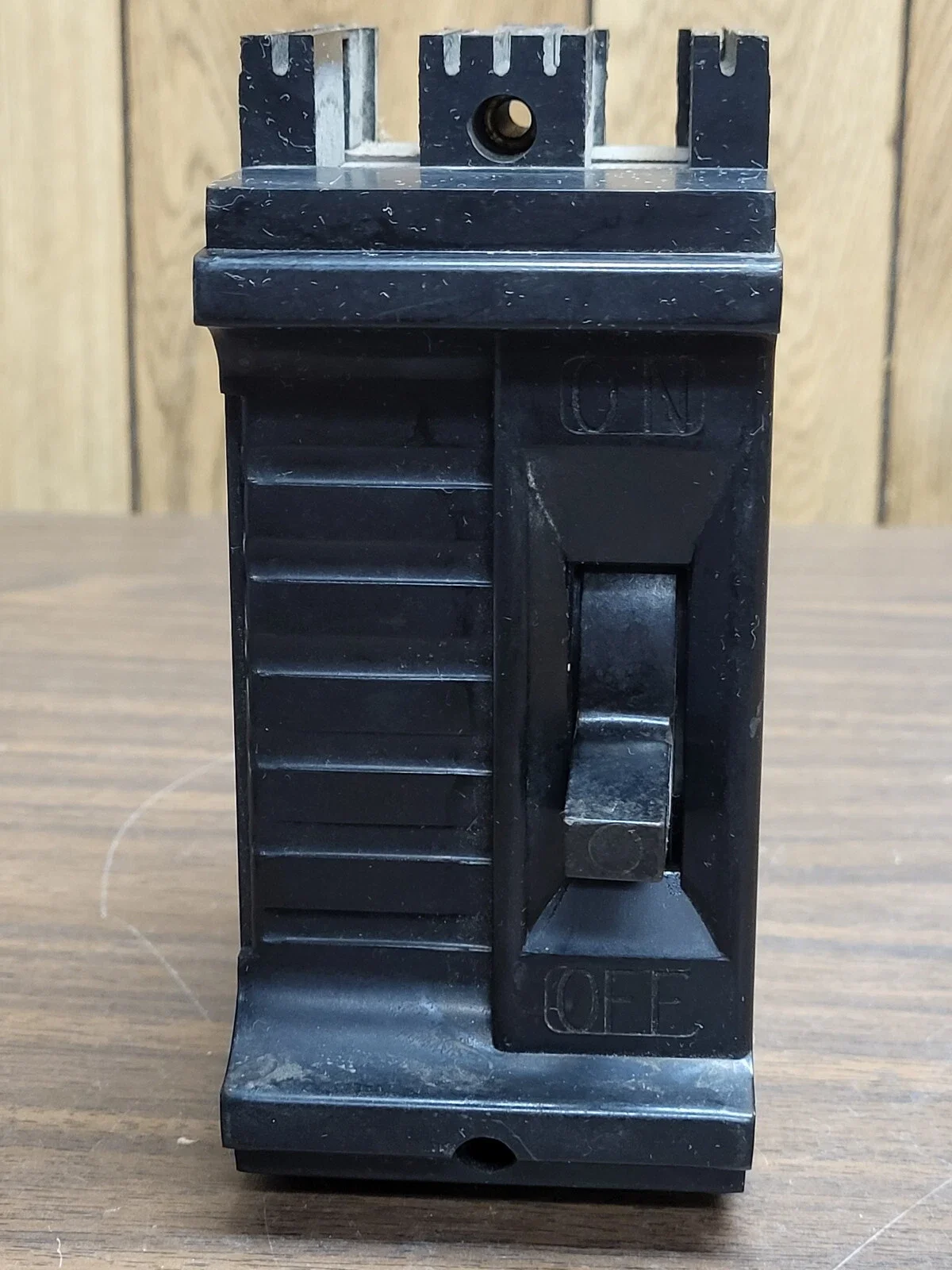 FEDERAL PACIFIC 2270 BREAKER NE-S FRAME 70AMP 2POLE 240VOLT PLUG IN PRE OWNED