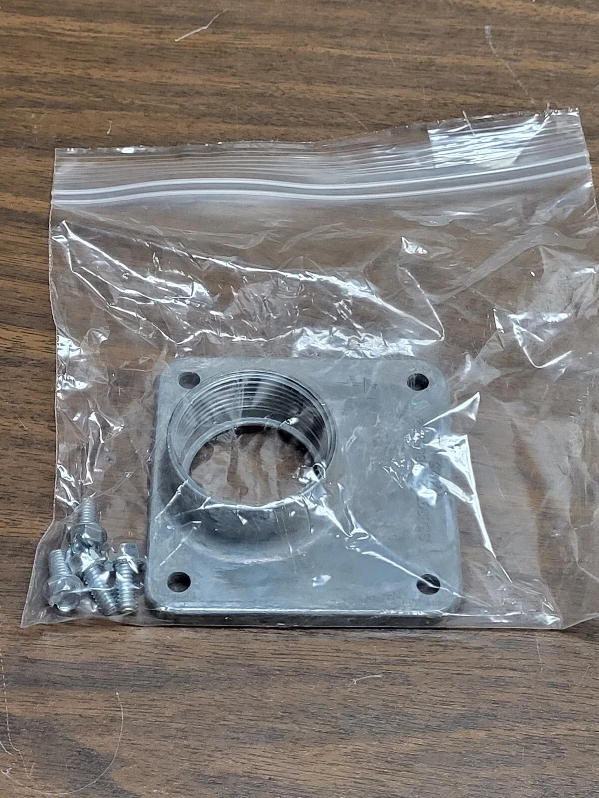 Milbank 7515 Meter Hub 1-1/4" Fits 200 Amp Or 100 Amp Meter Cans