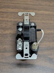 CUTLER HAMMER 9101ED29 MOTOR STARTER SWITCH 115 230VOLT 2POLE NEW