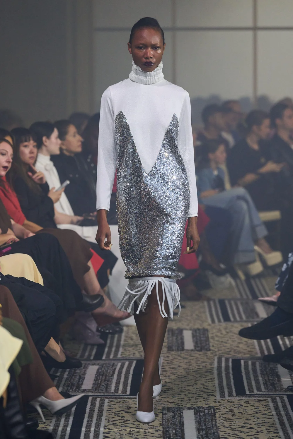 deline Lee Spring 26. fringes metalic.jpeg