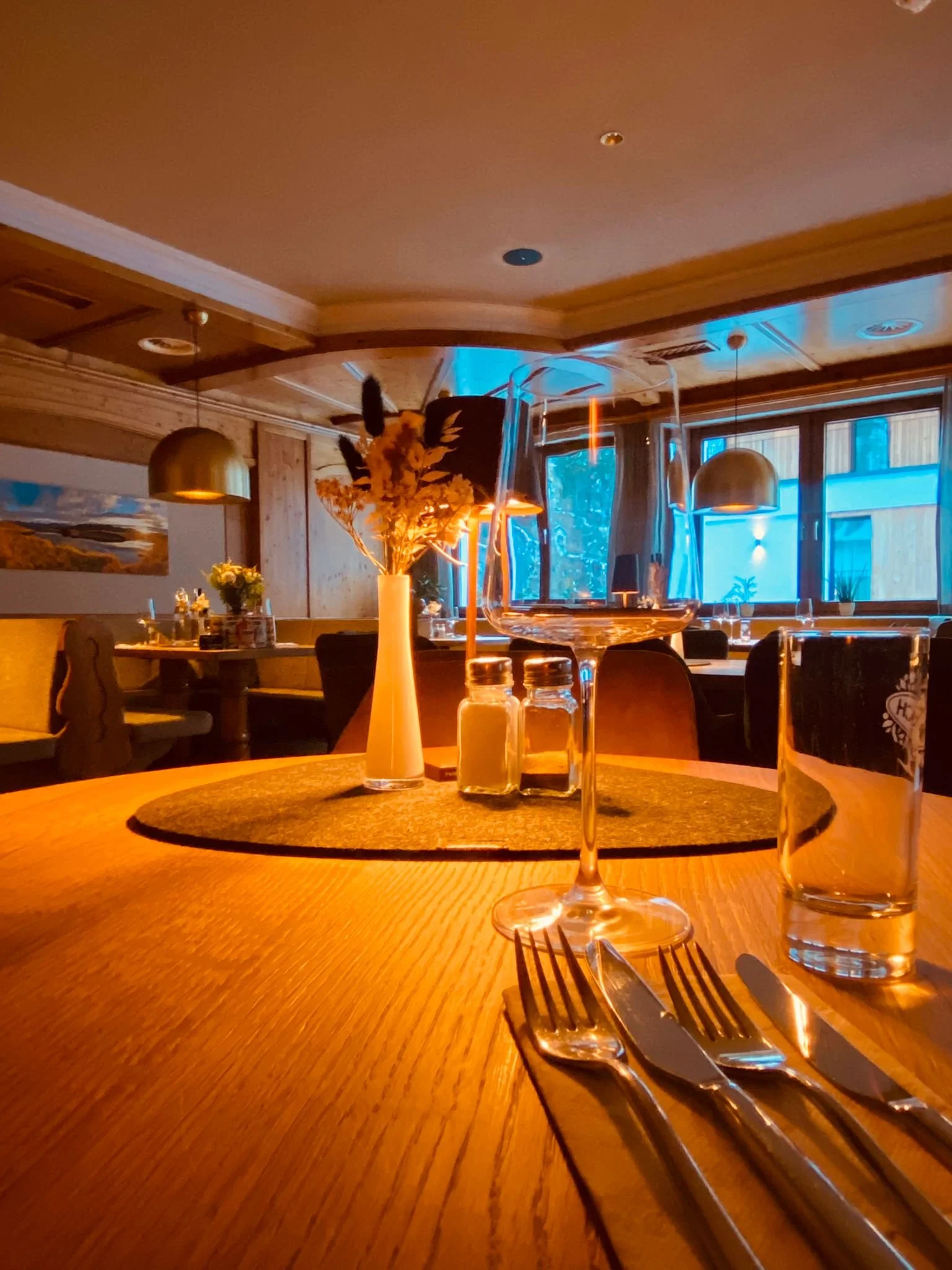 LUMA table setting.jpeg