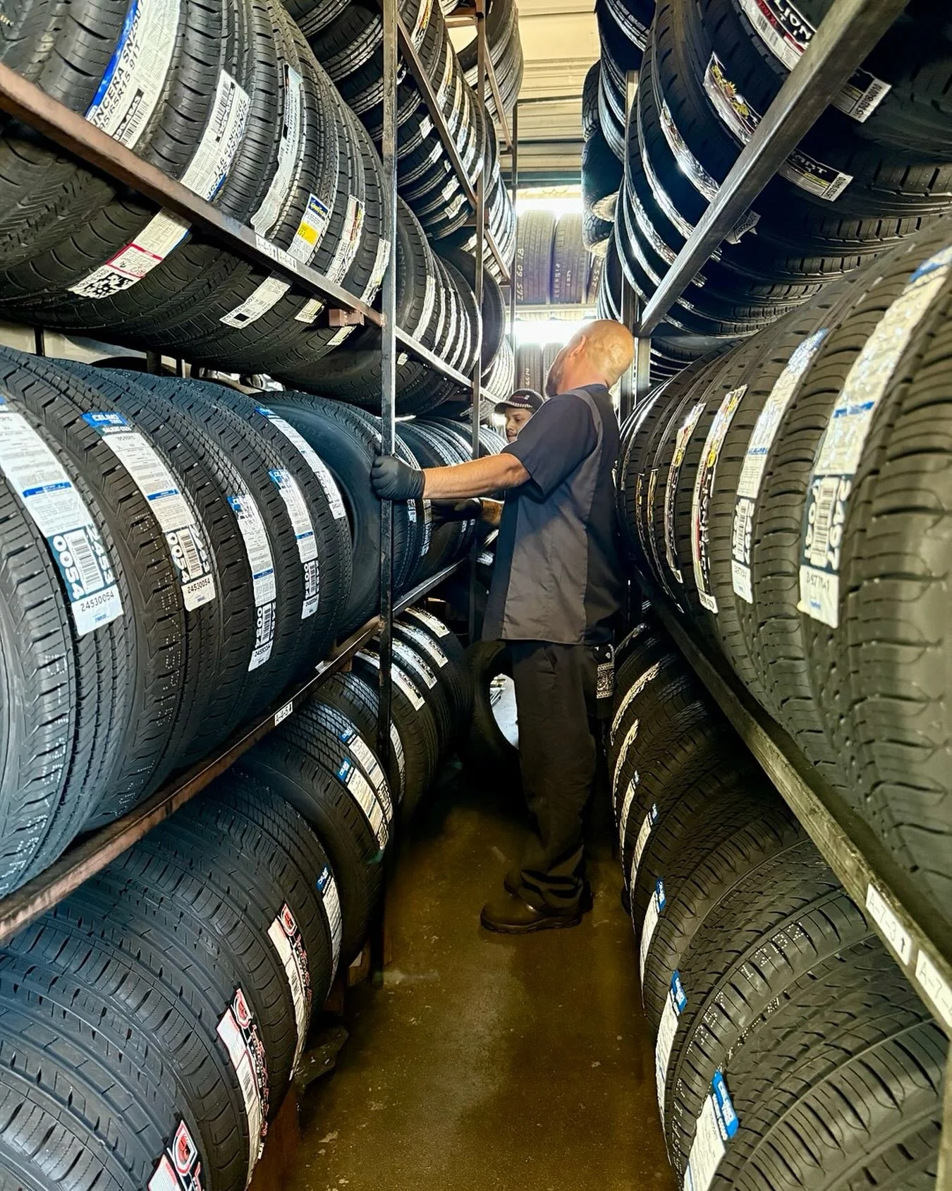 Your tire pressure drops 1-2 PSI for every 10 degree temp drop. Cold weather = time to check. 

📞 Call us at 323-936-9420 📍 Visit us at 5150 W Pico Blvd Los Angeles, CA 90019 

#losangeles #tireshop #mobiletireservice #tirerepairla #tireservicela #
