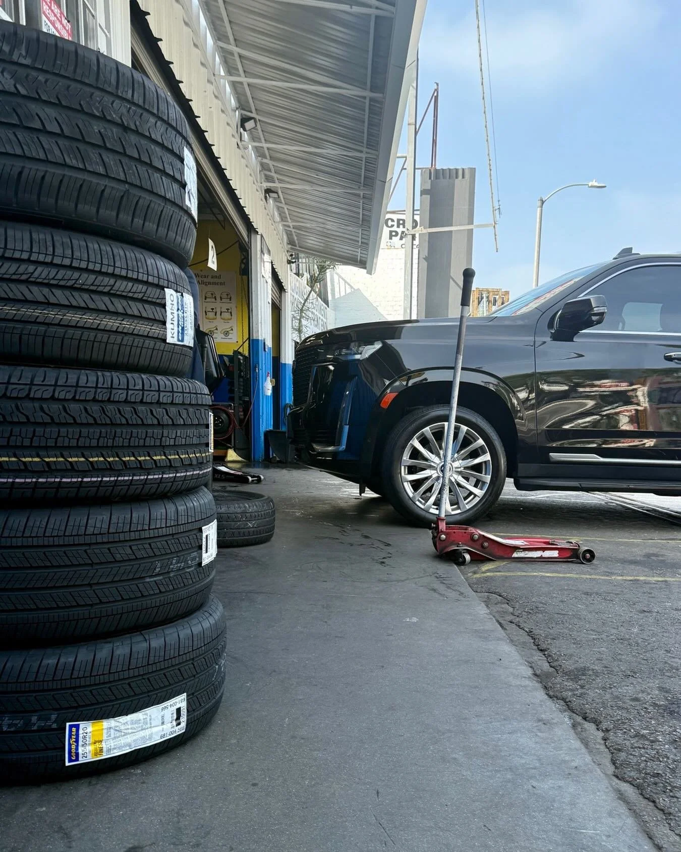 The tire pressure light: your car&rsquo;s most passive-aggressive feature. Find out why it won&rsquo;t leave you alone. Link in bio. 💡

📞 Call us at 323-936-9420 📍 Visit us at 5150 W Pico Blvd Los Angeles, CA 90019 

#losangeles #tireshop #mobilet