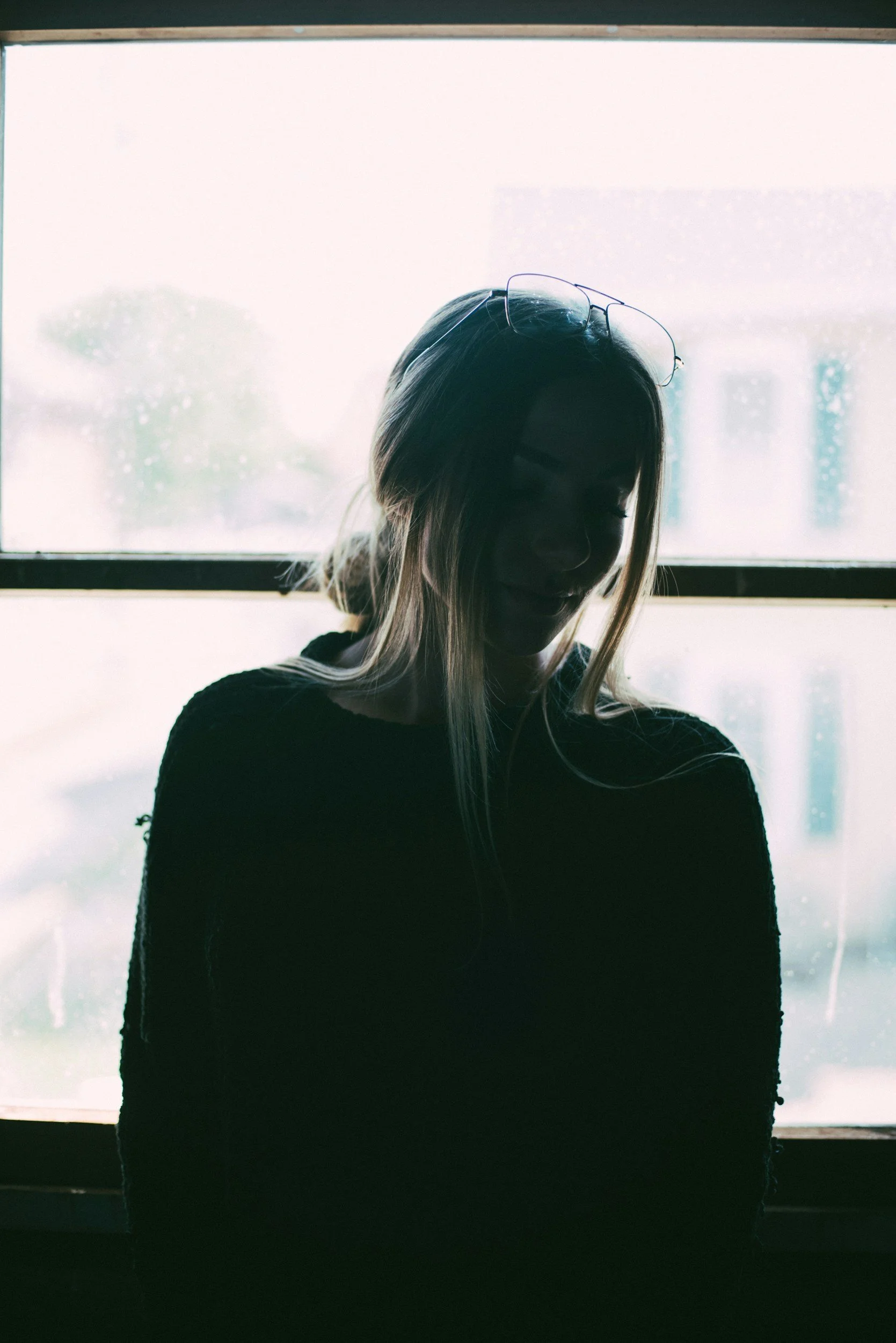 Therapist in Texas who provide online therapy for anxiety.