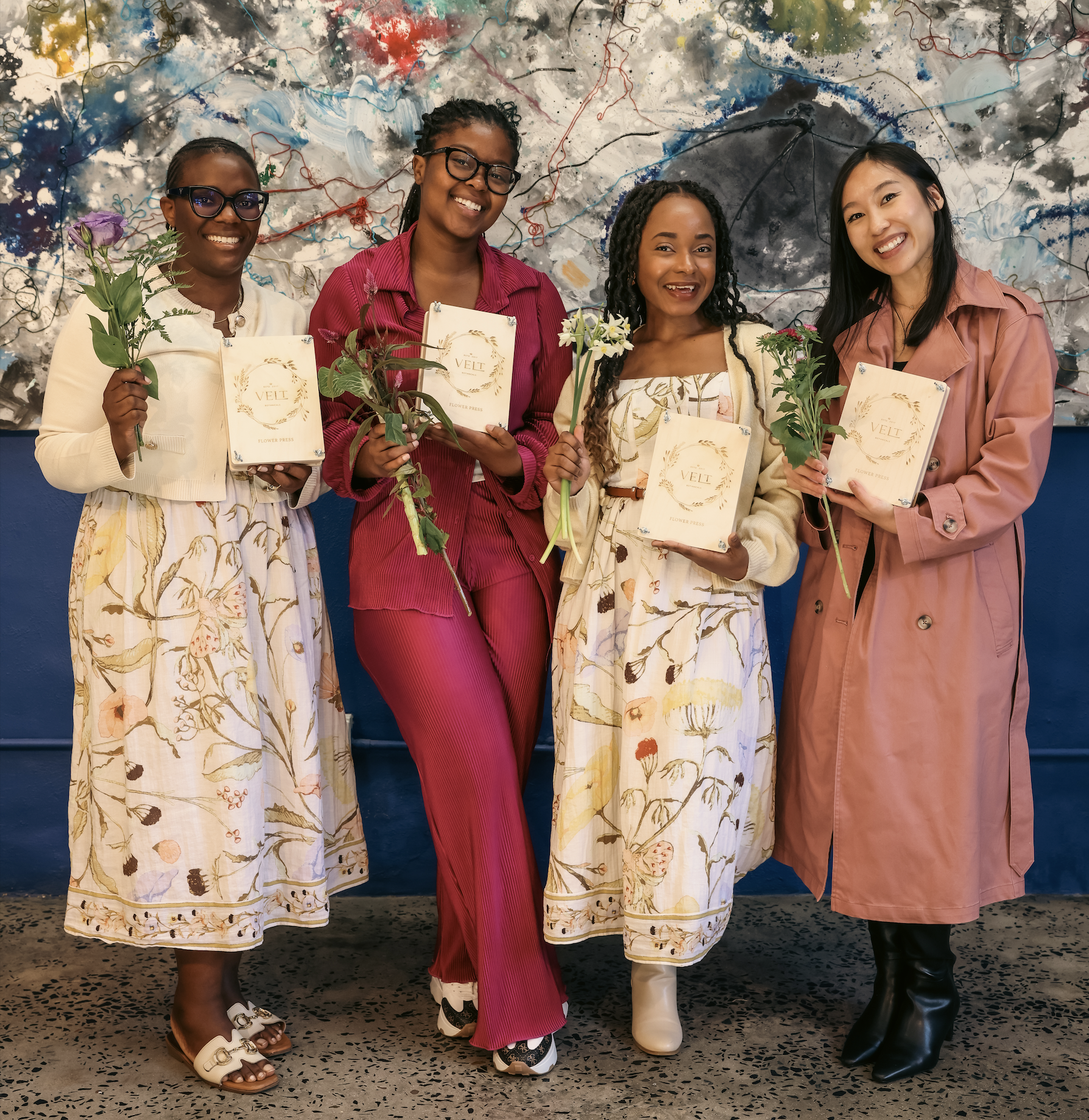 The Floral Archive was a gathering for our women’s community centered on the art of flower pressing and preserving meaningful moments. Through a hands-on workshop, participants learned techniques for pressing flowers while reflecting on themes of mem
