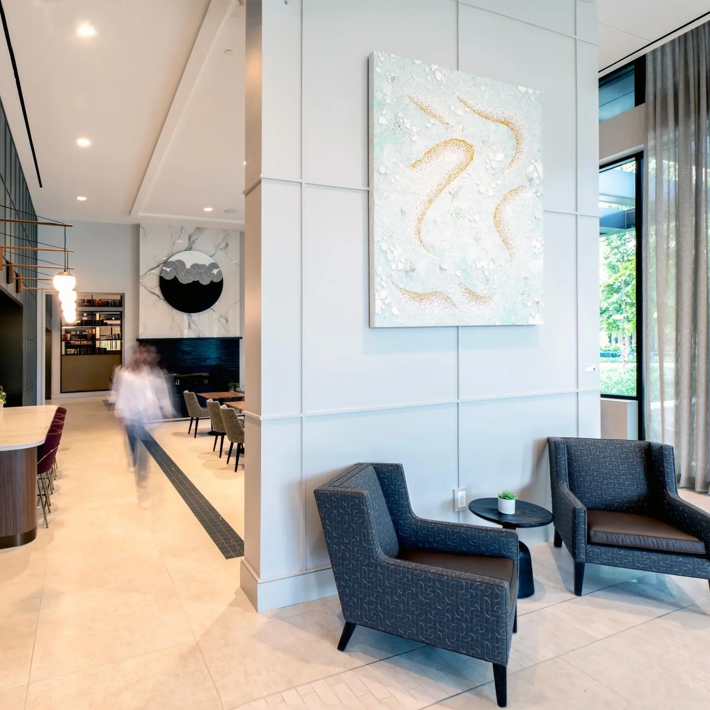 Located in the Sursum Corda neighborhood of Washington, D.C., Banner Lane celebrates the creative ingenuity of local artists while honoring the historic neighborhood. ✨

Throughout the building, residents &amp; guests are greeted by local artwork. To