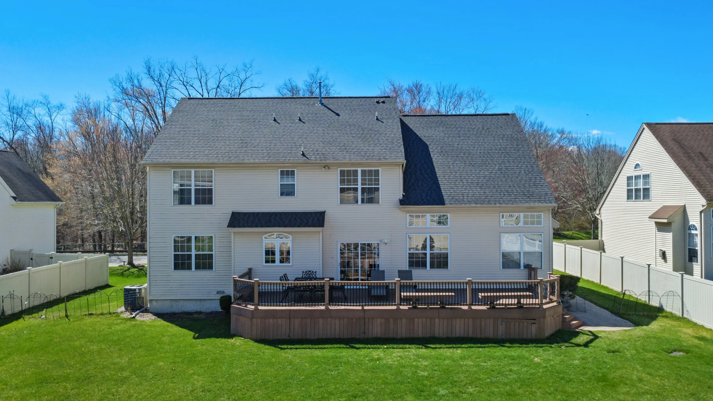 4 Bernadette Cir_EXT_4.JPG