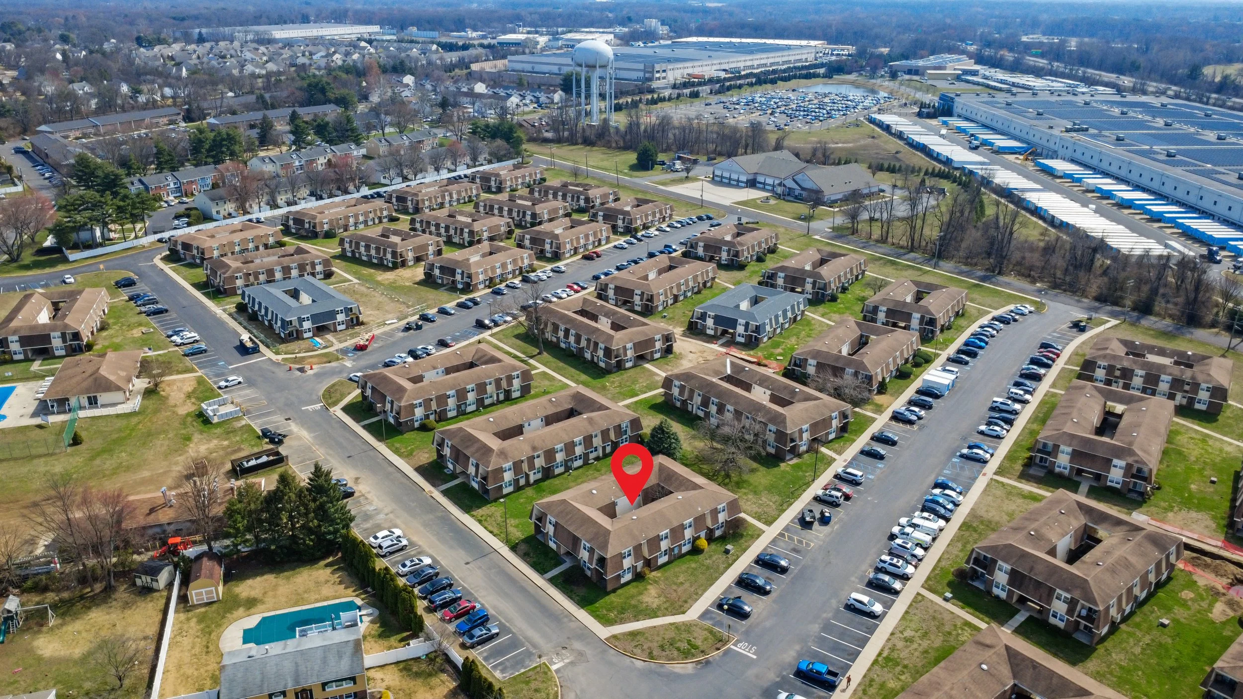 24 Florence Tollgate_EXT_5.jpg