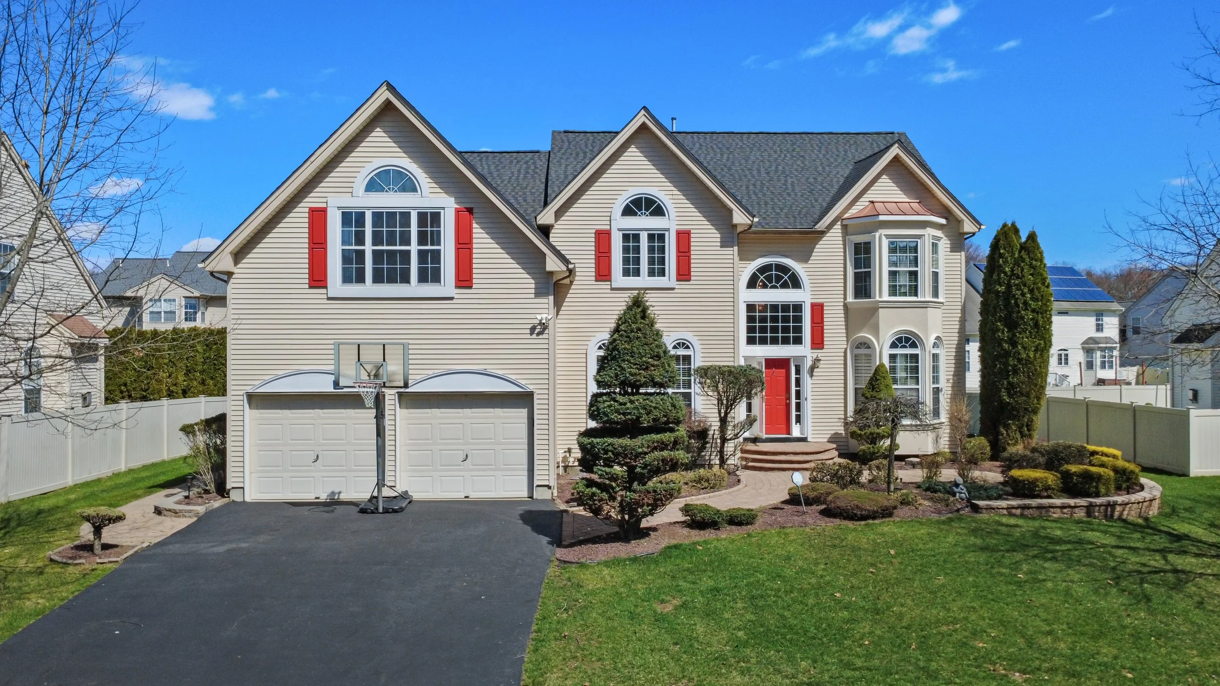 4 Bernadette Cir_EXT_1.JPG