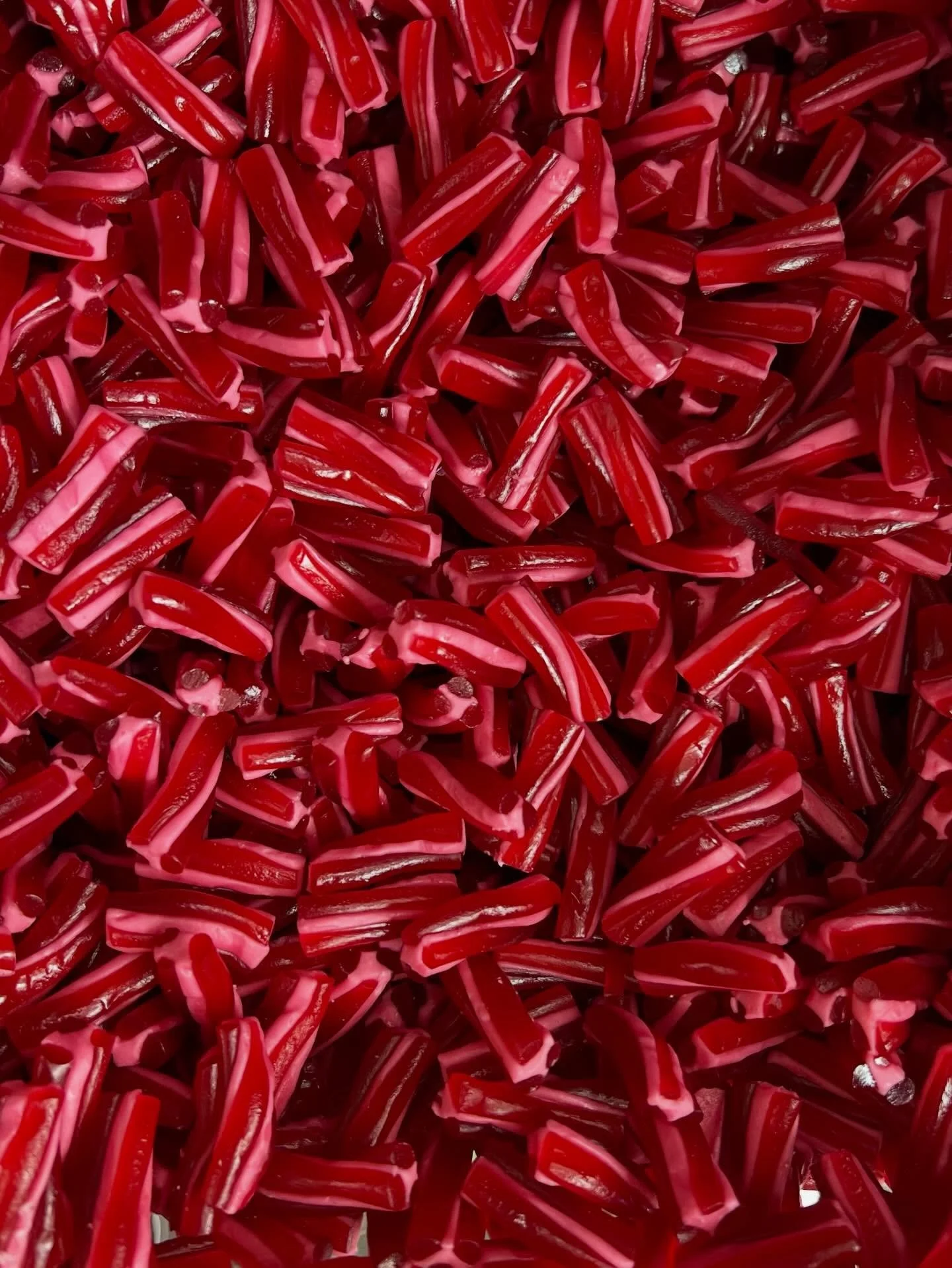 Take your pick&hellip;..n&rsquo; mix 😏😉🍬

OFFICIALLY OPEN every day, 11am&mdash;10pm!