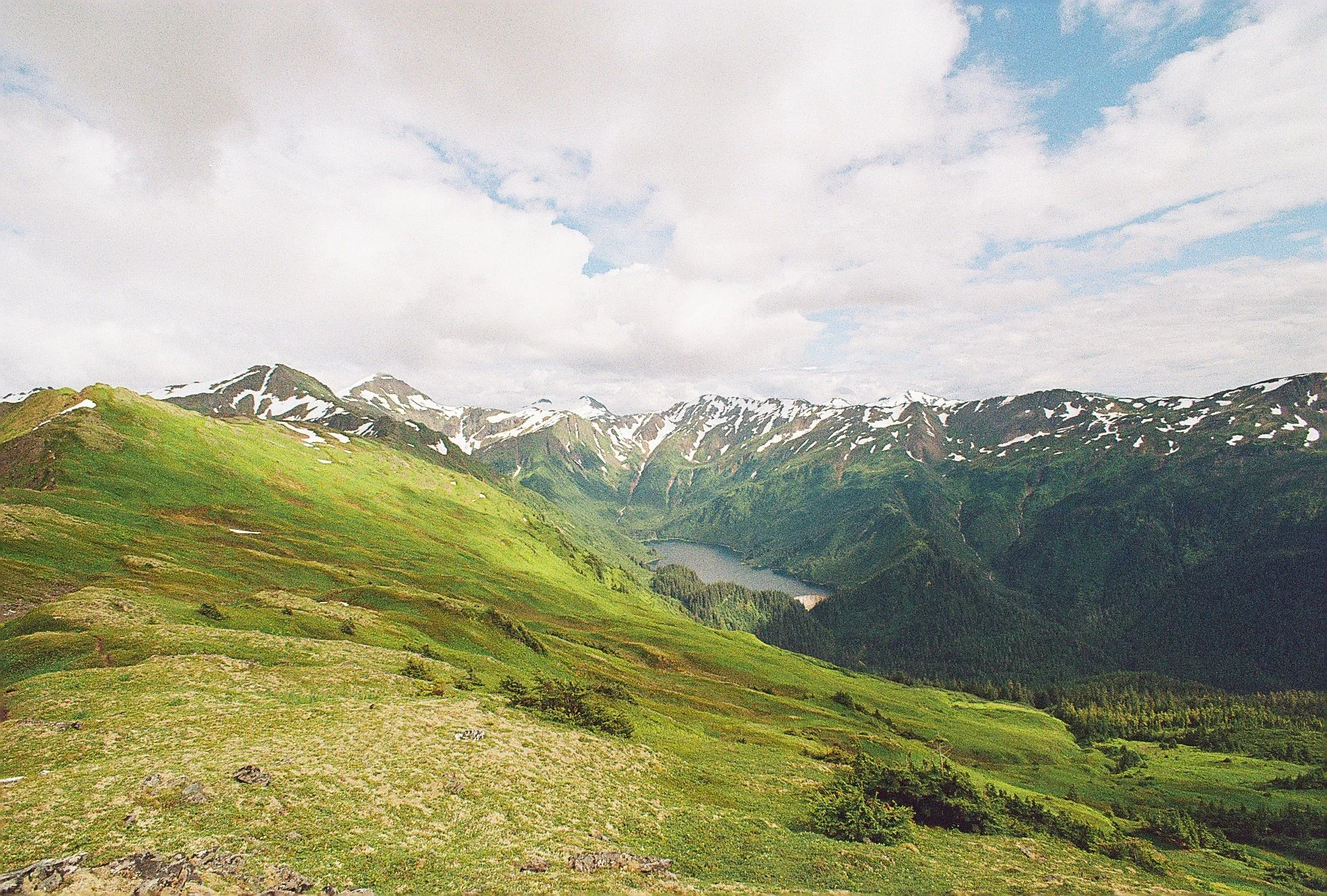 R1-00368-021A.JPG