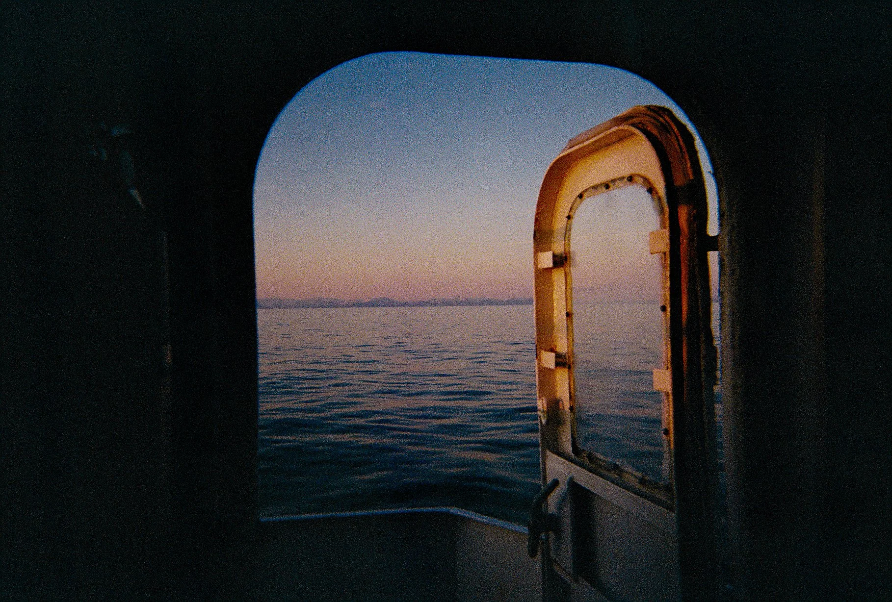 R1-09126-0021.jpg