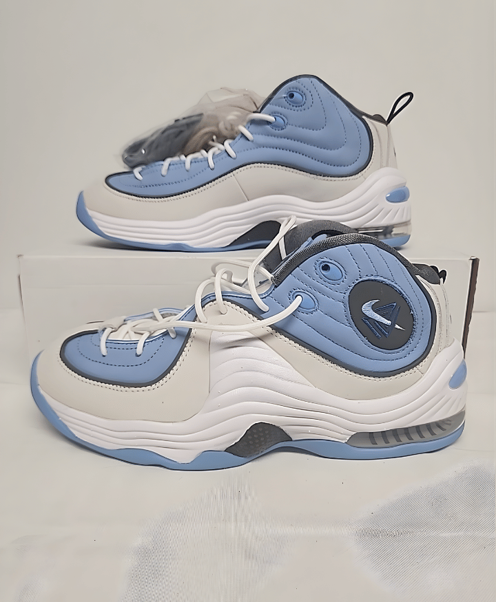 Blue and white running shoes sneakers for everyday comfort and streetwear style