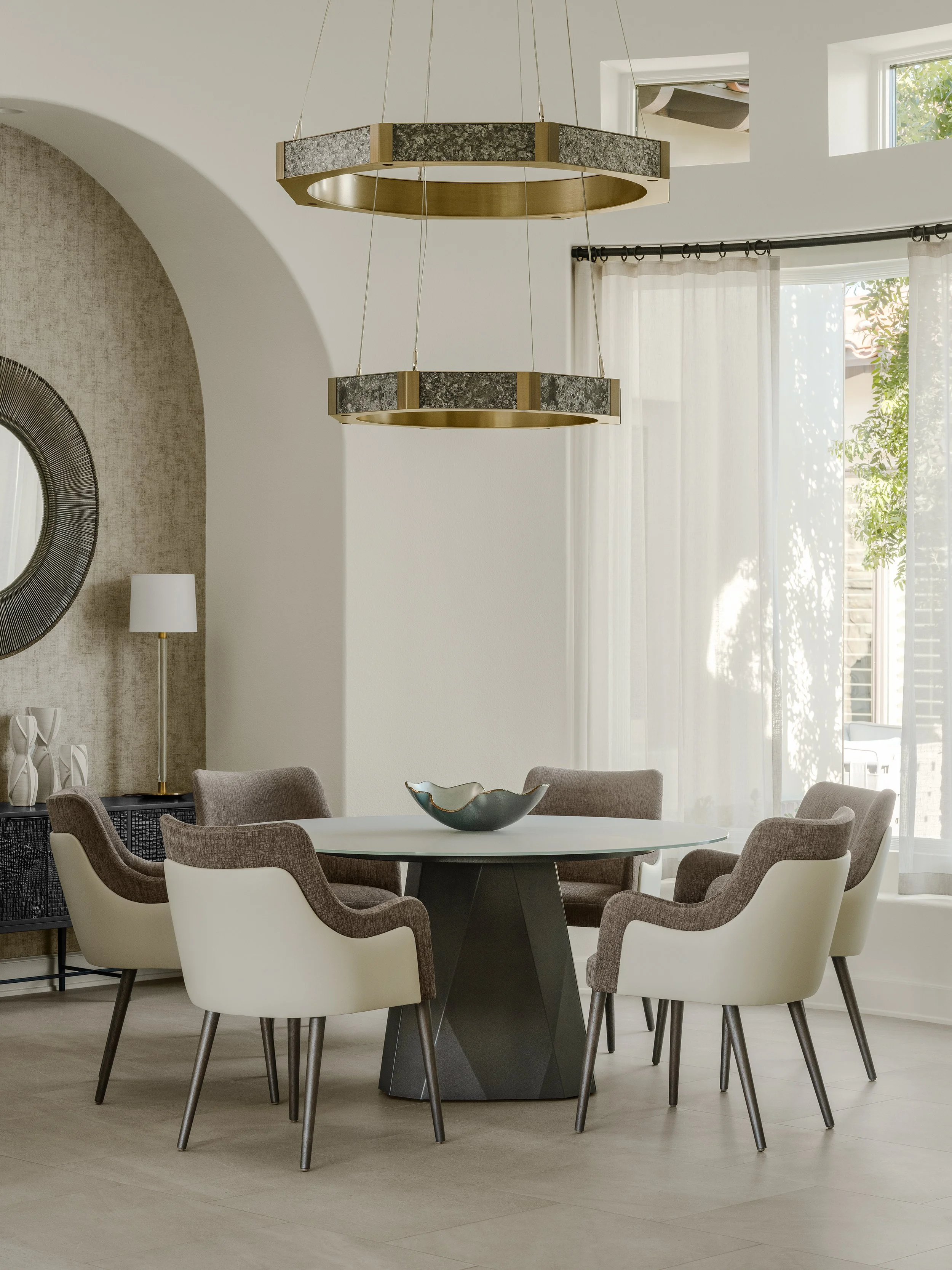 Volterra Dining 2.jpg