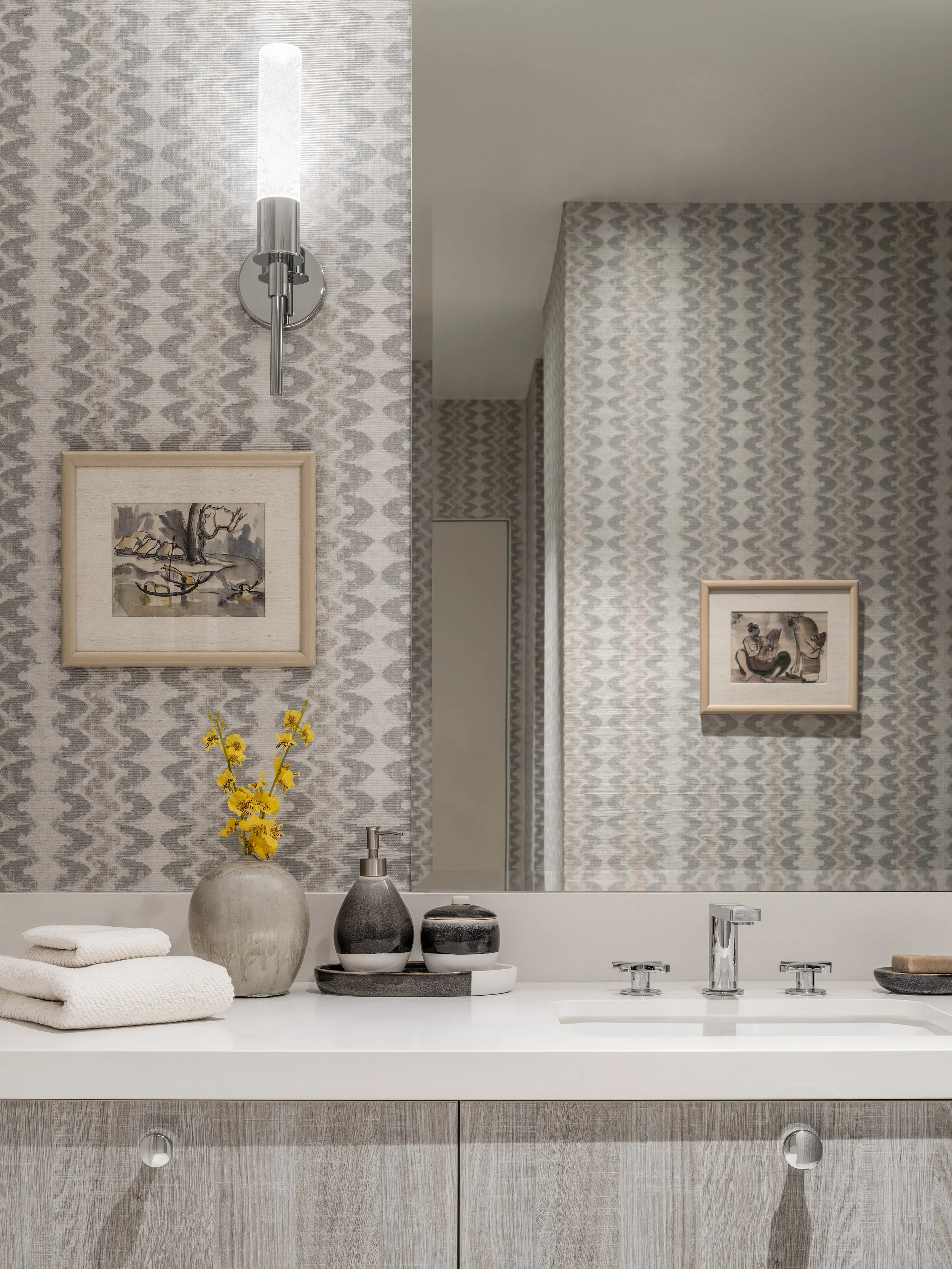 Coronados Bath 1.jpg