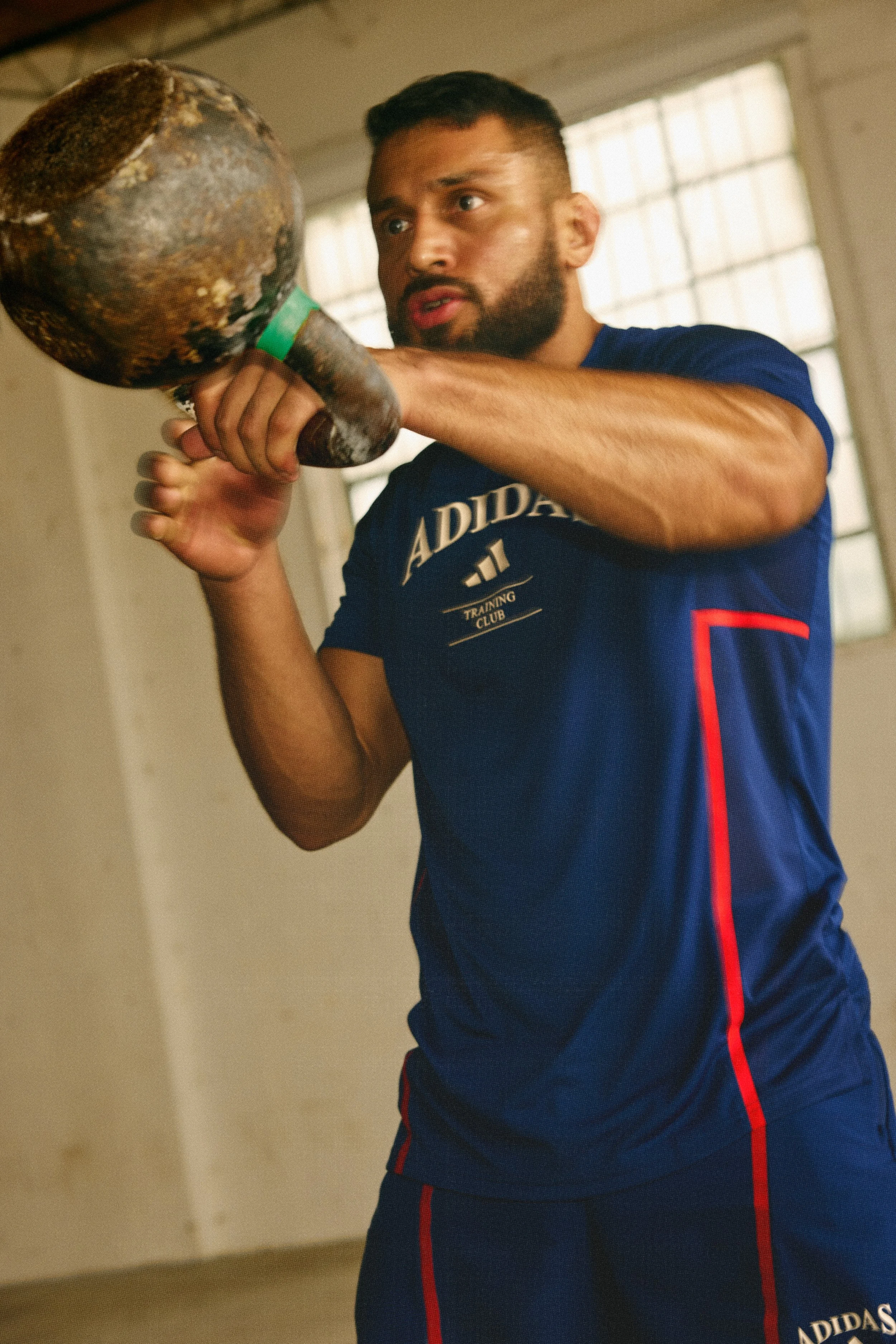 11_SS25_KETTLEBELL_MALE_ERIC_257.jpg