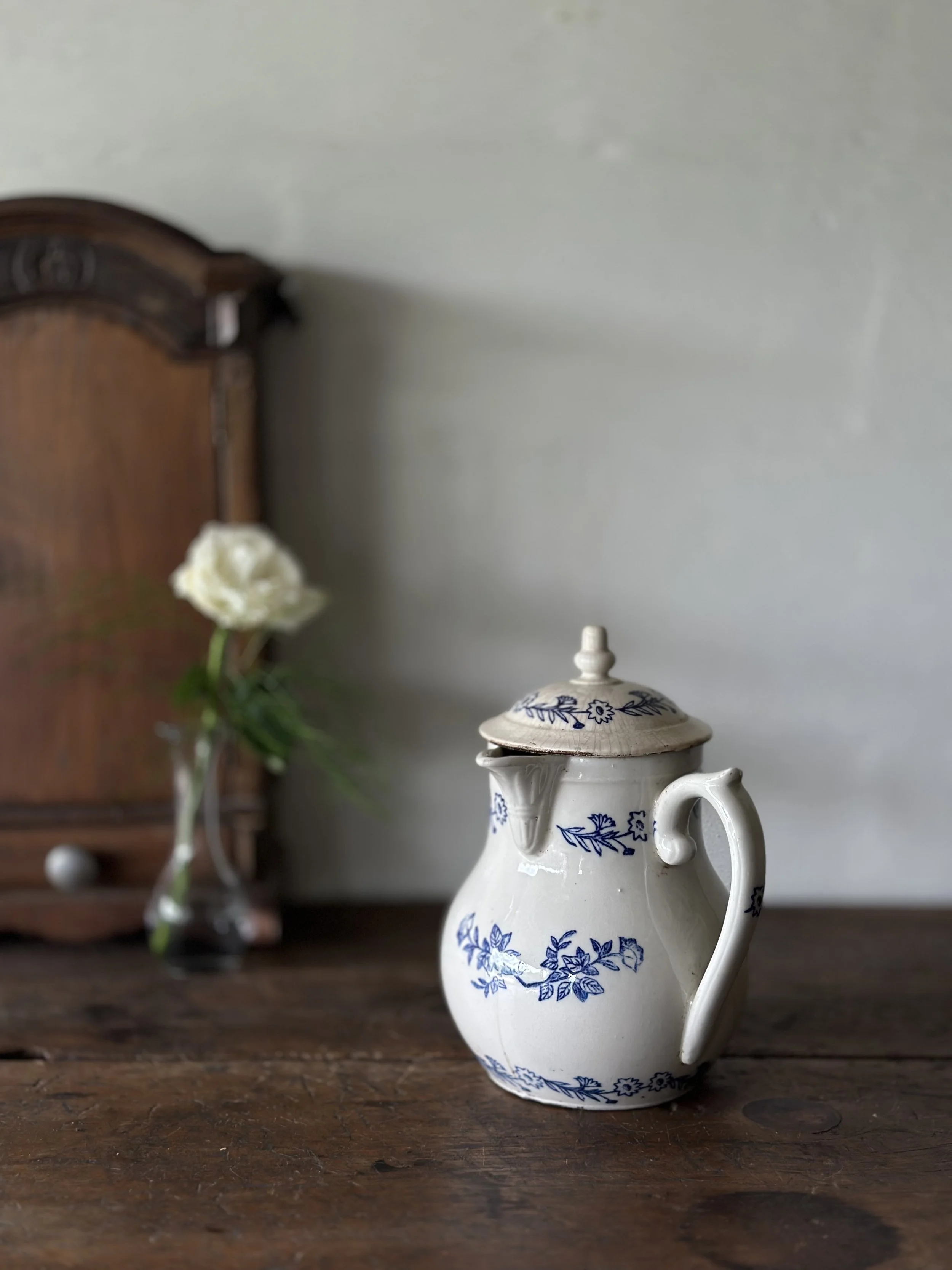 St. Uze French jug