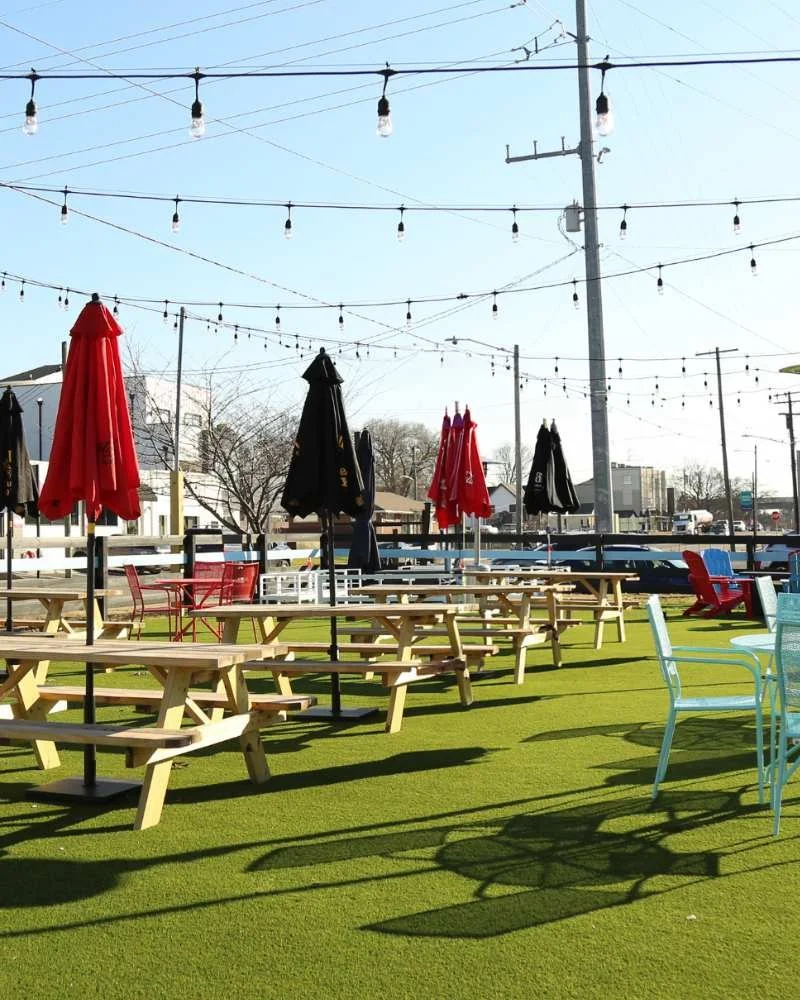 Outdoor Dog Friendly Patio Maggie's Place Nashville