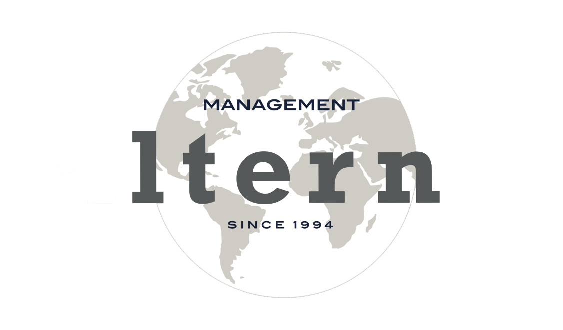 Text overlay on a graphic of the world map reads "Management alterno Since 1994," with the word "alterno" in large letters across the center.