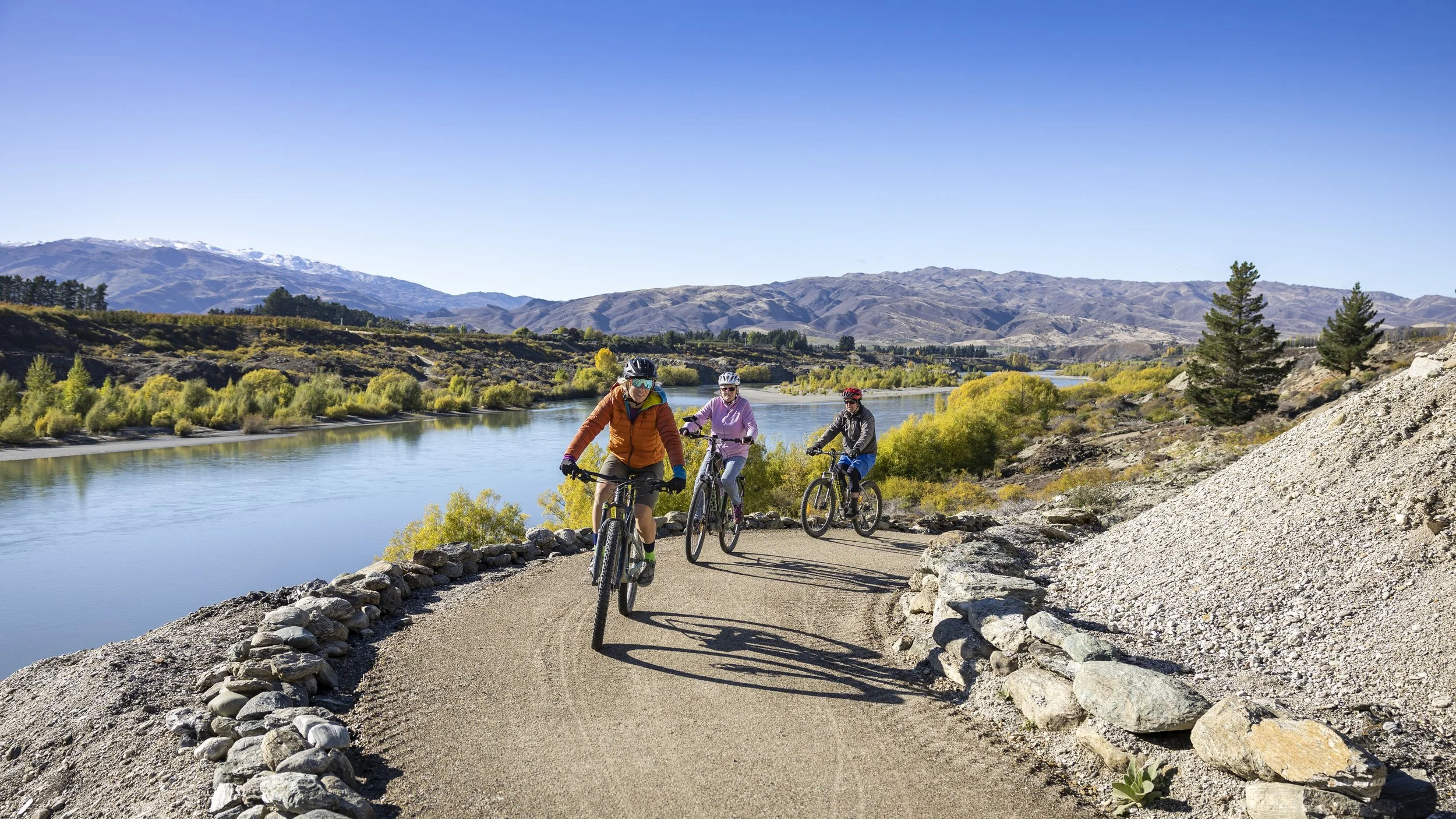 Southern Lakes Trails