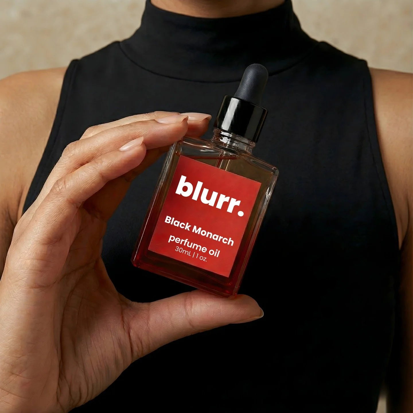 Black Monarch in its most powerful form.
A bold, long-lasting perfume oil inspired by Creed Aventus, crafted for confidence, depth, and unmistakable presence.

This signature blend opens with bergamot, blackcurrant, pineapple, and apple, moves into a