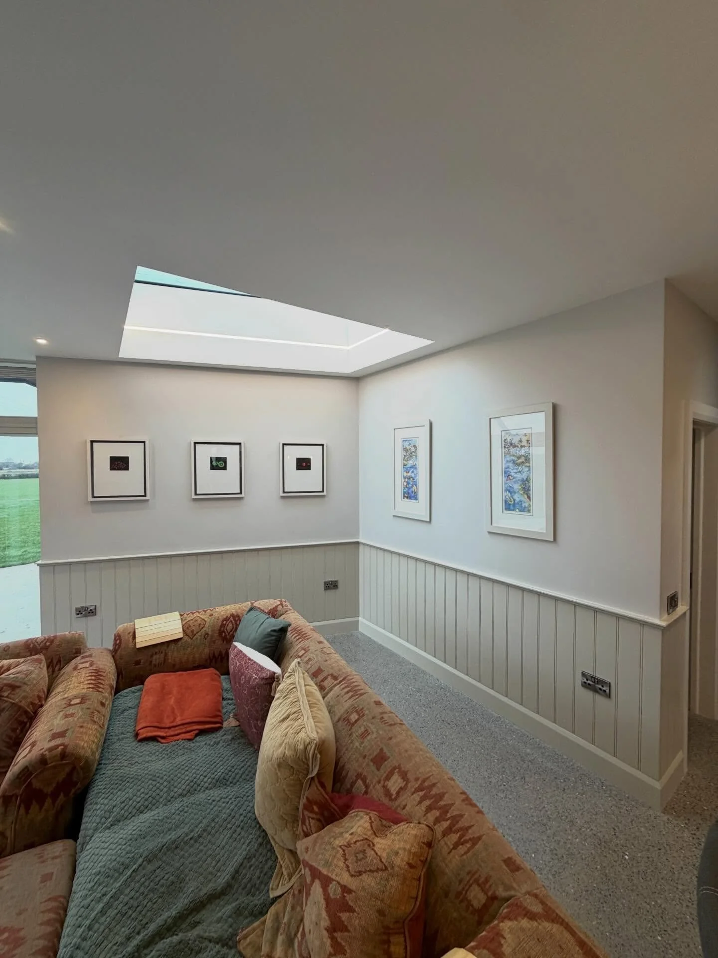 Freshly painted wall panels &ndash; Stony Ground with a vintage touch ✨

Recently completed these wall panels painted in the warm and elegant Stony Ground shade, adding a subtle vintage feel to the space.
The colour enhances the panel details and cre