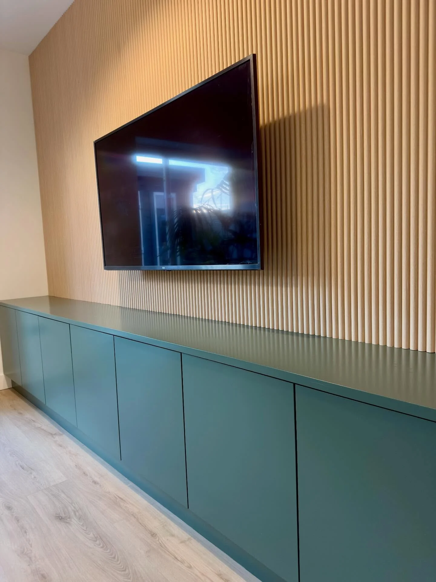 A simple colour change can transform everything. Green TV unit with a smooth, modern finish.

#TVUnit #FurnitureSpray #InteriorDesign #ModernLiving #HomeStyle