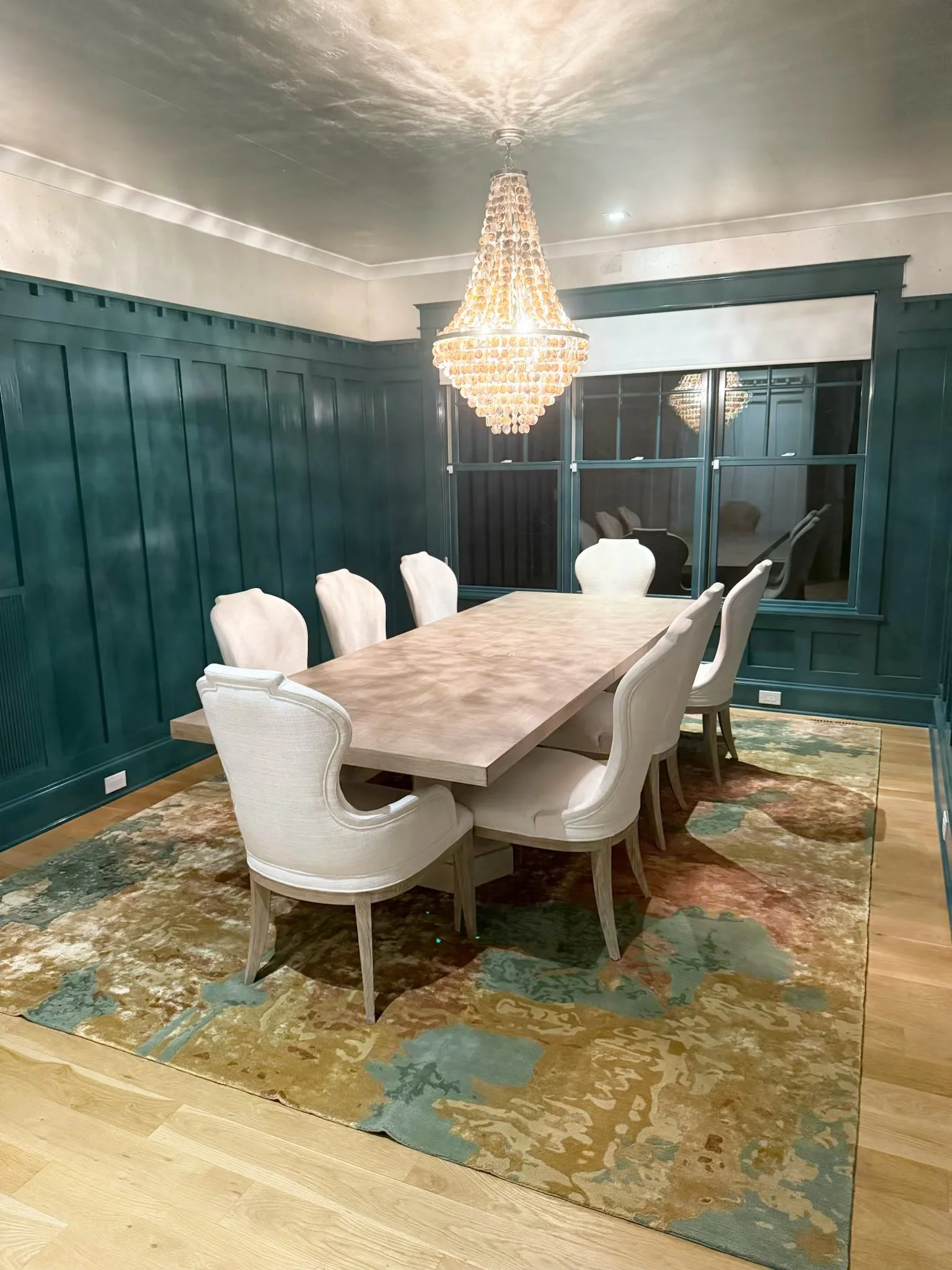 age metal dinning .jpg