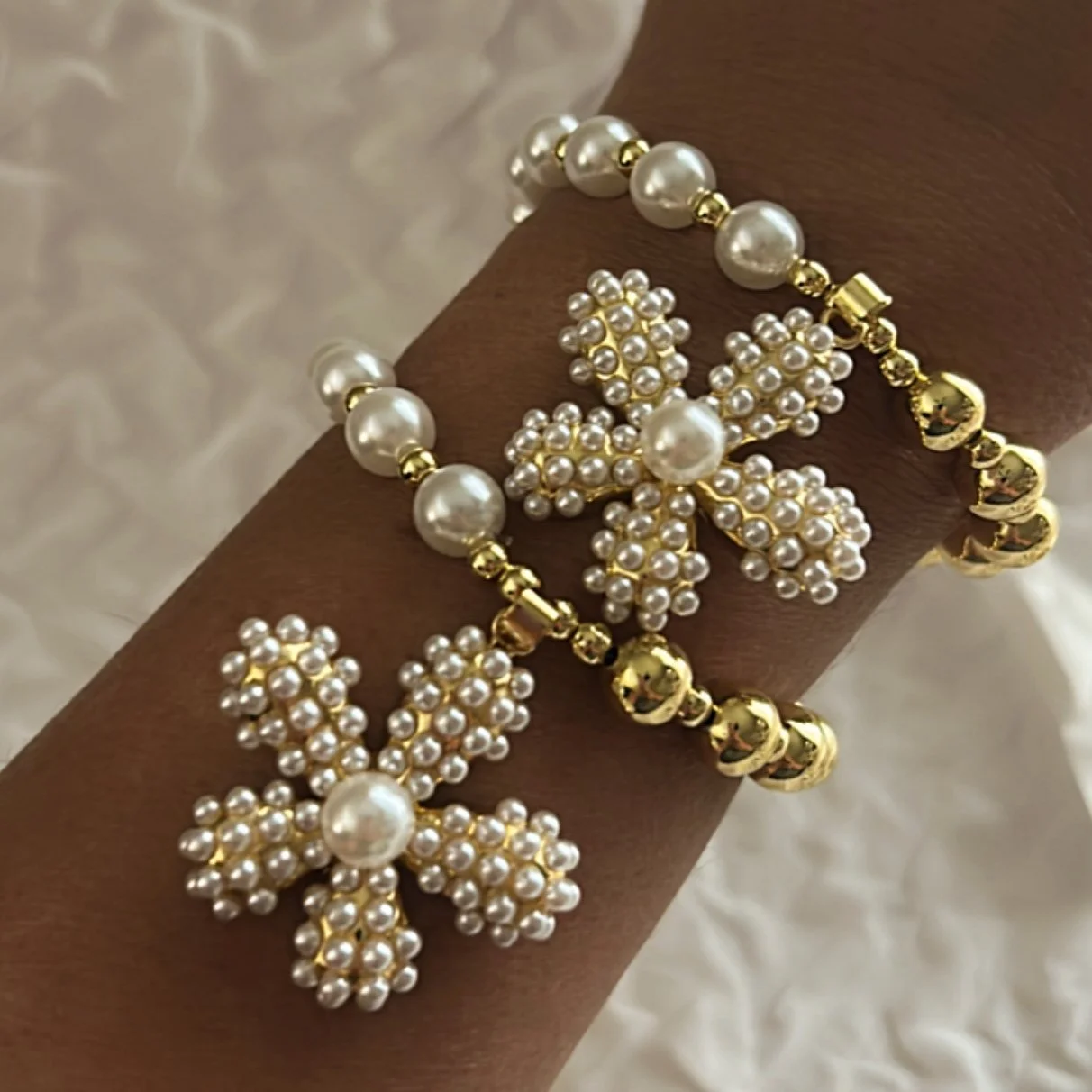 FLOWER PEARL SET $25.00