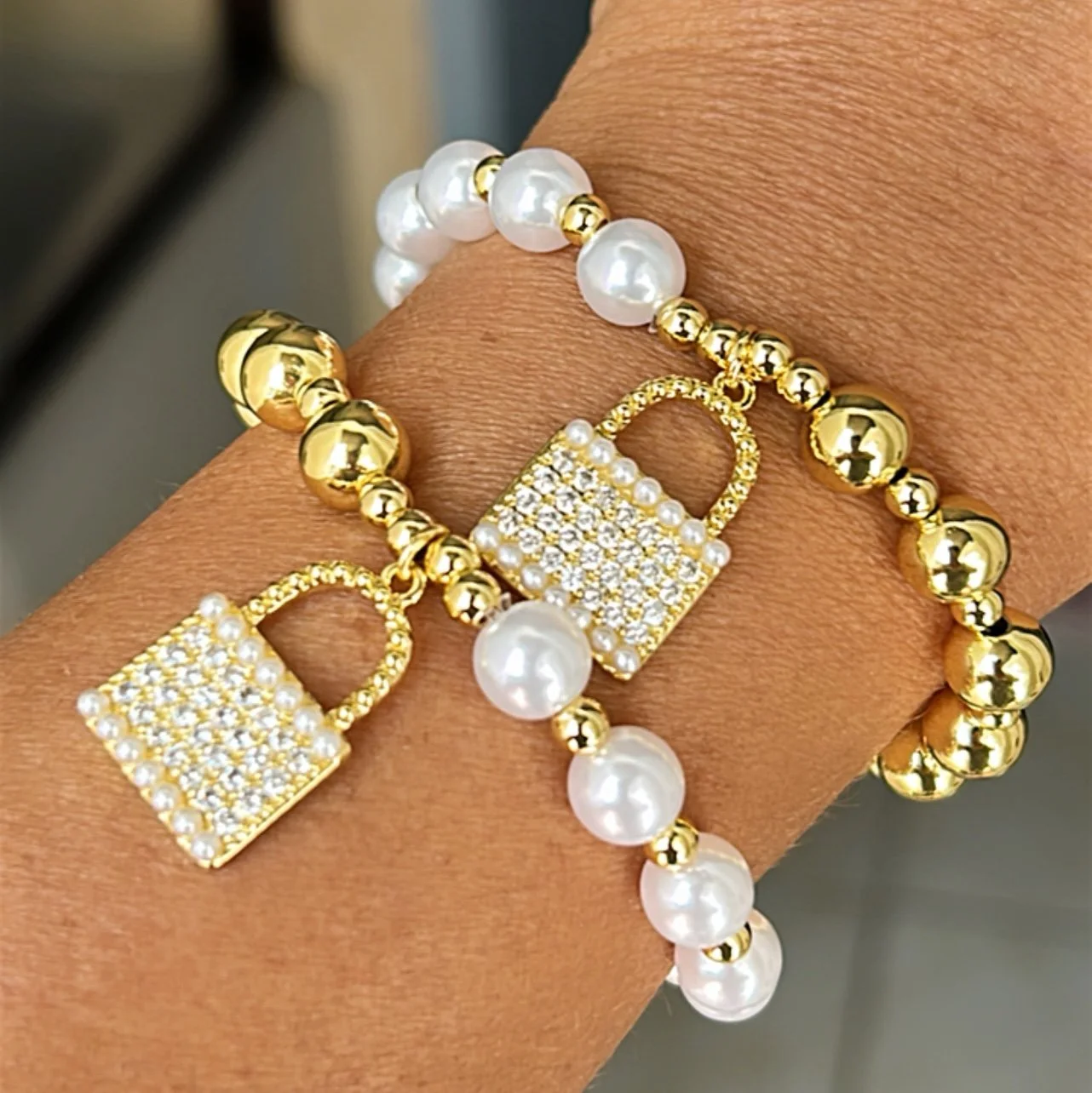 LOCK GOLD & PERAL SET $ 25.00