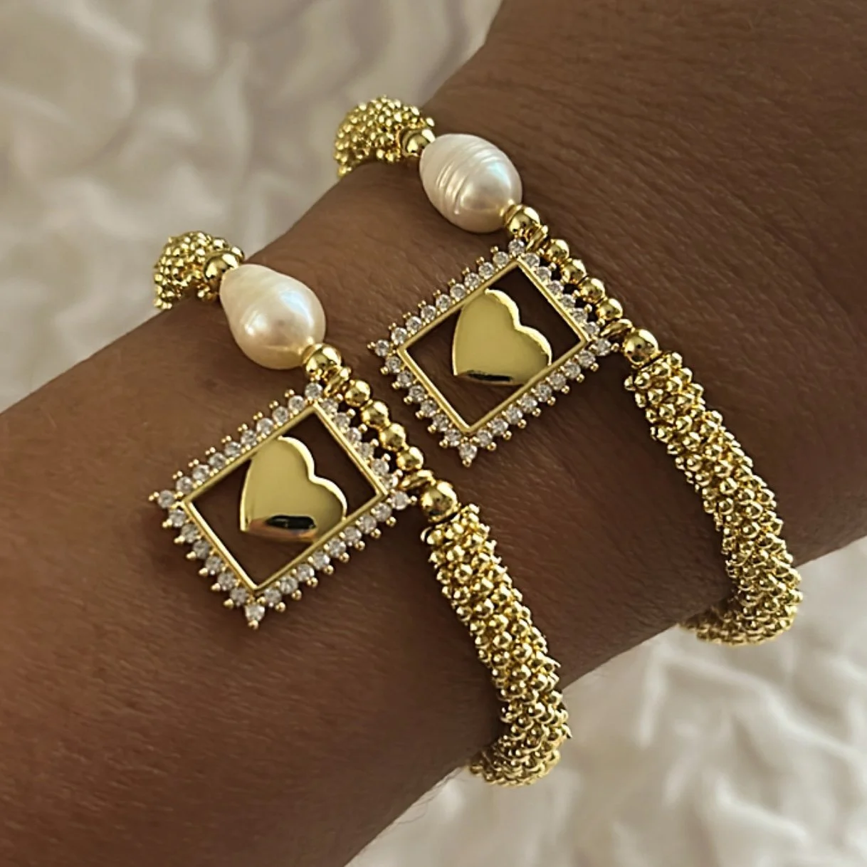 SET OF GOLD & PERAL  HEART SET $25.00