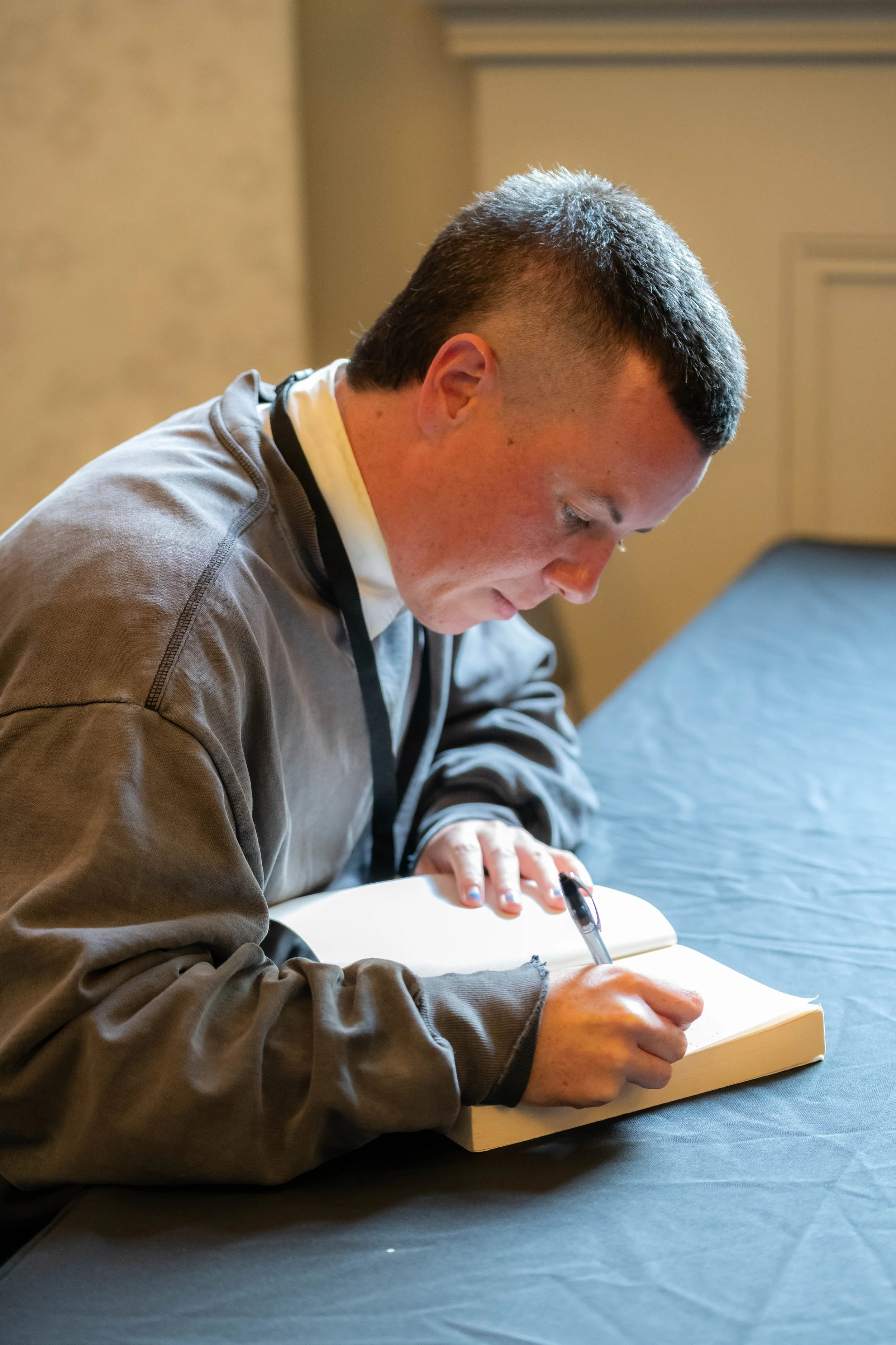 Writing the Neuroqueer Experience_Teague Leigh_180426-8.jpg
